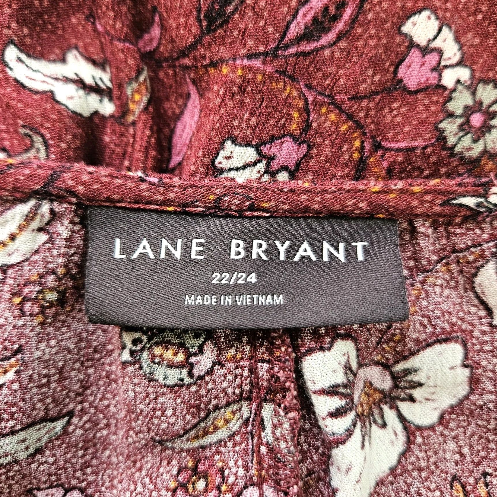 Vintage Lane Bryant Womens Blouse Sz 22/24 Maroon Pink Floral Long Sleeve Rayon V-Neck Pullover Womens Plus Size 22 Blouse” Size 3XL / US 20-22 - 5 Thumbnail