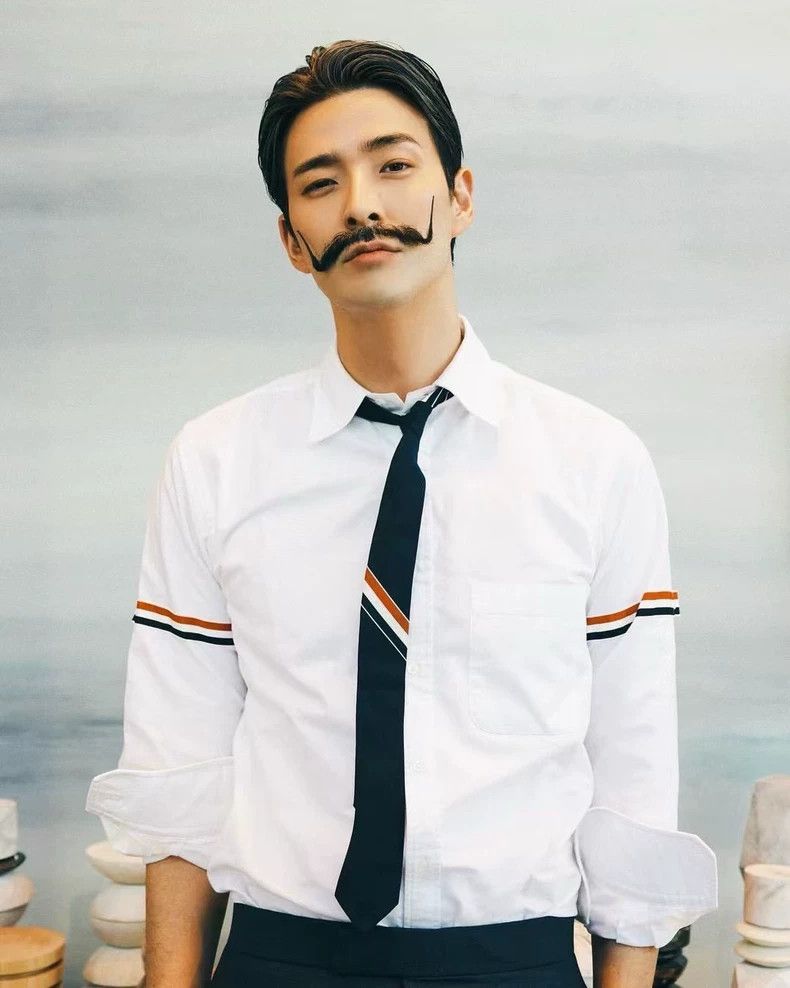 Thom Browne Thom Browne size3 Classic two-sleeved shirt Size US L / EU 52-54 / 3 - 7 Thumbnail