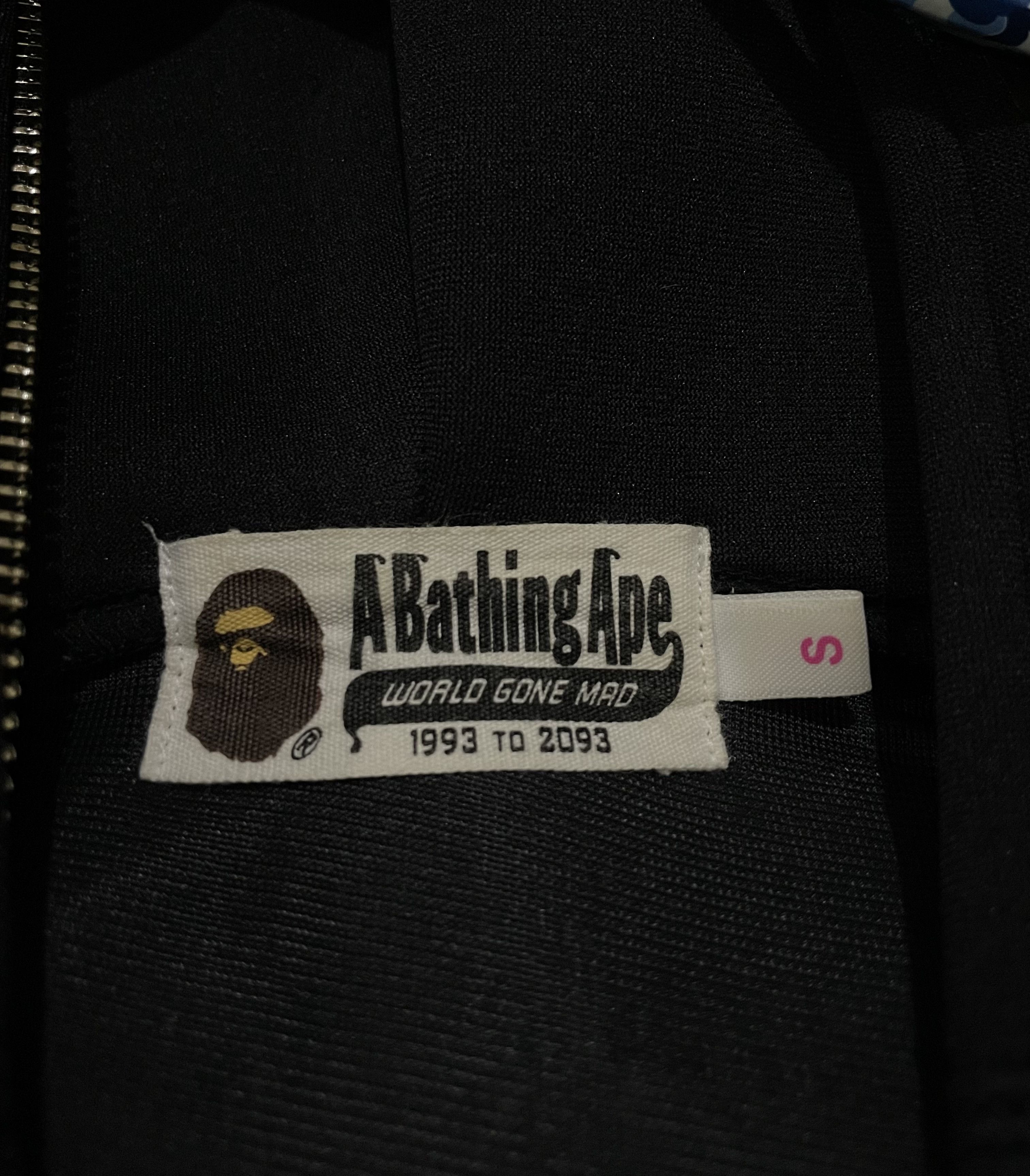 Bape Bape Neoprene Black Shark Full zip Hoodie Size S / US 4 / IT 40 - 10 Thumbnail
