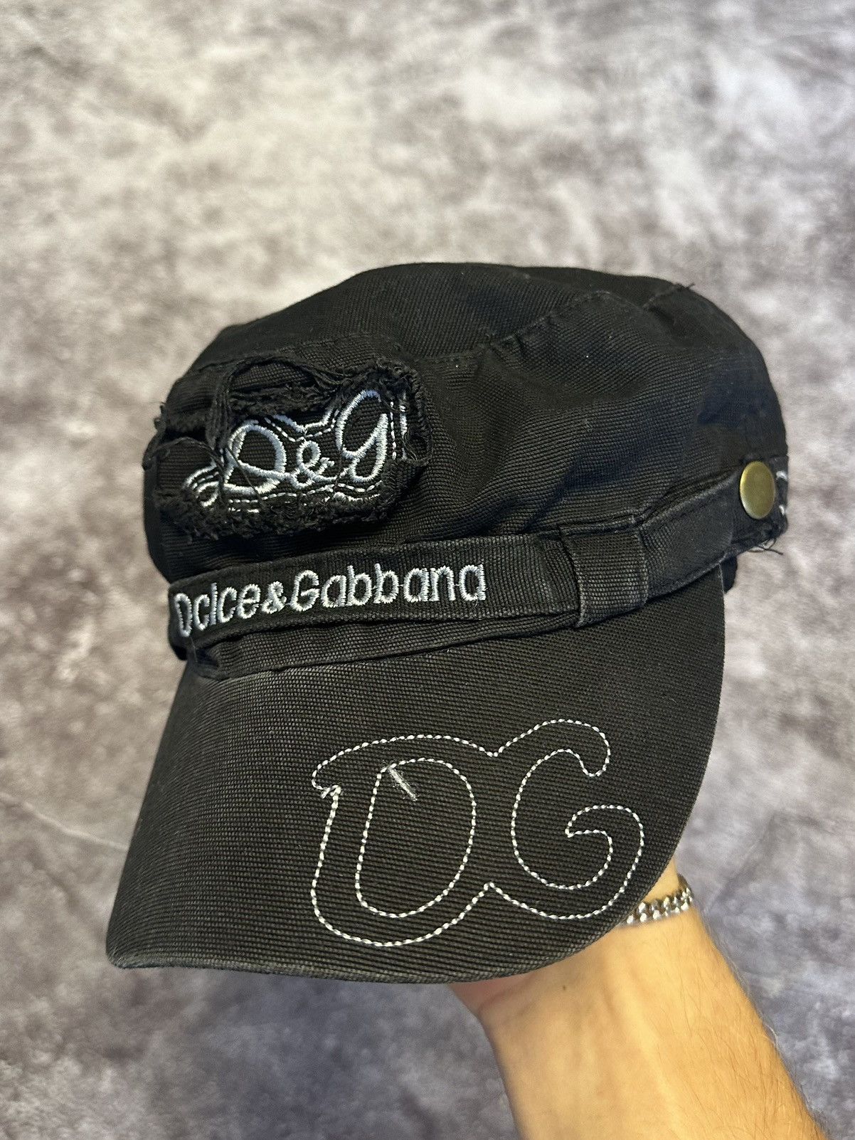 Dolce & Gabbana DOICE & GABBANA VINTAGE CADET DISTRESSED STYLE CAP