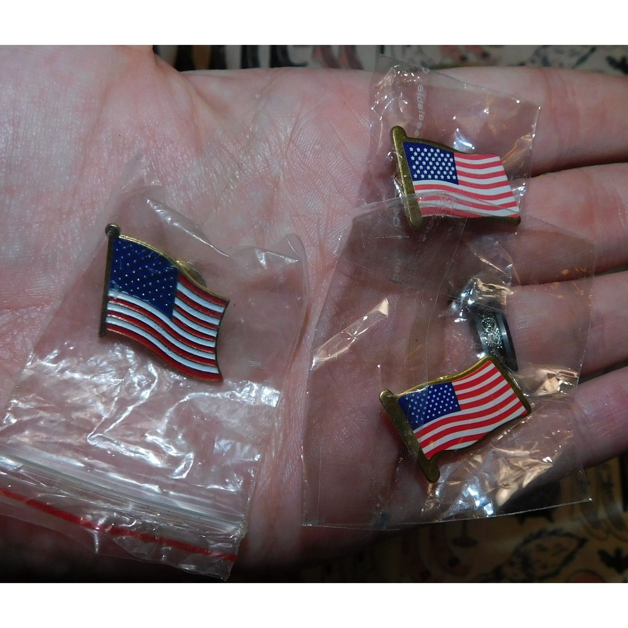 Other Vintage United States Flag Pins (Lot of 3) Size ONE SIZE - 4 Thumbnail