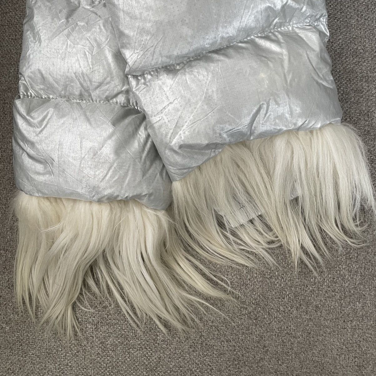 Prada Prada AW-F/W07 Metalic Silver Wrist FUR Puffer jacket Size S / US 4 / IT 40 - 10 Thumbnail