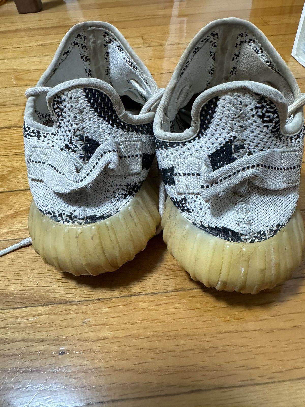 Adidas × Yeezy Yeezy boost 350 V2 zebra Size US 9 / EU 42 - 4 Thumbnail