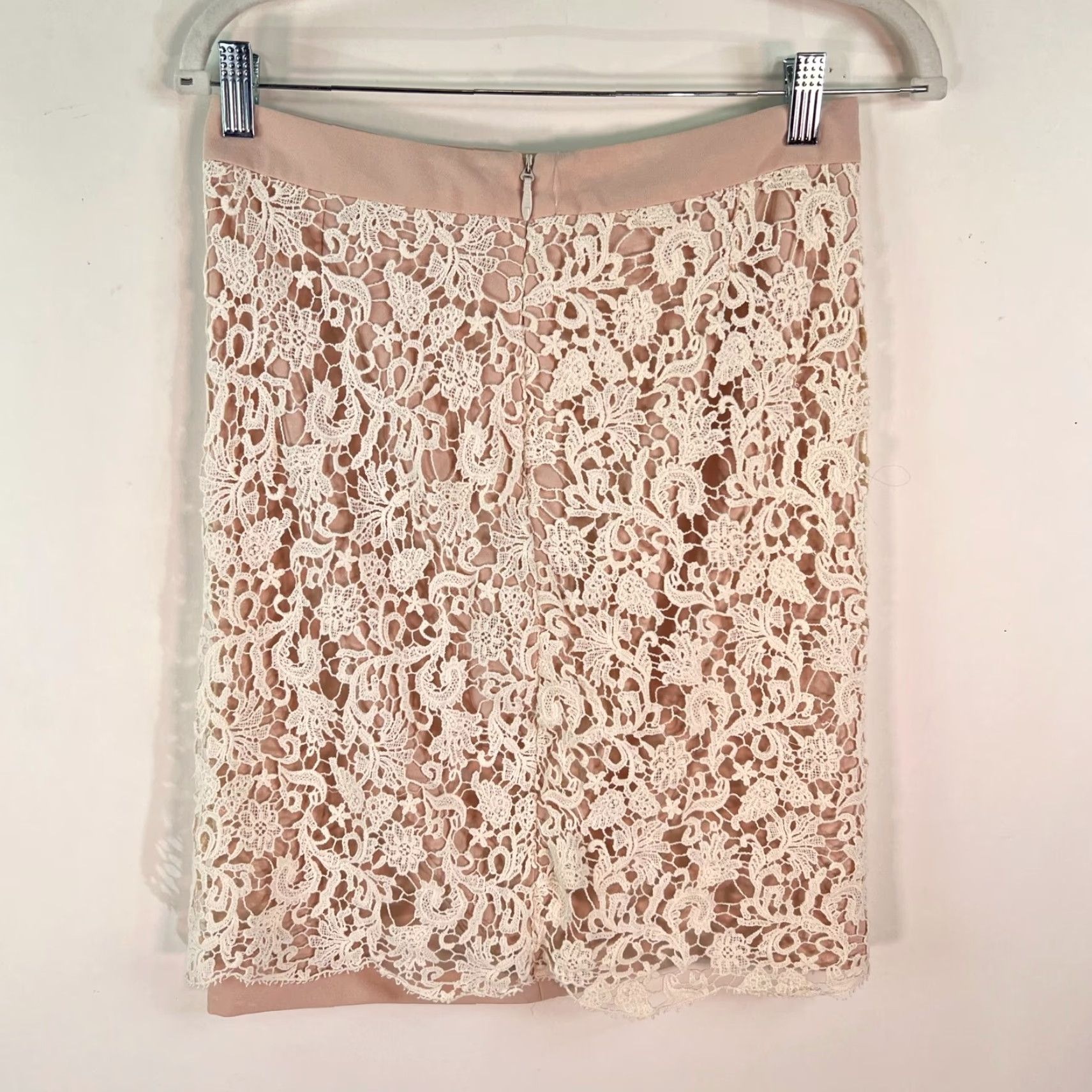 French Connection French Connection Lace Overlay Skirt Women Size 6 Beige Knee Length A-Line Women's Casual, Workwear, Party Size 28" / US 6 / IT 42 - 3 Thumbnail