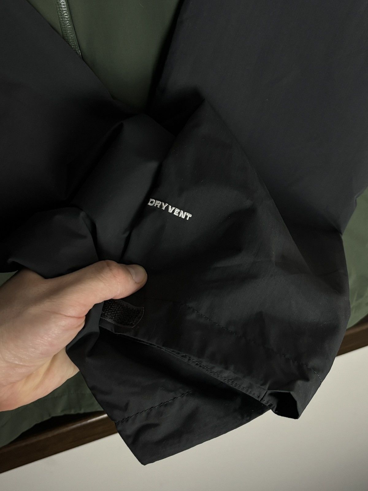 The North Face The North Face Dryvent Shell Outdoor Windbreaker Rain Jacket Size US L / EU 52-54 / 3 - 6 Thumbnail