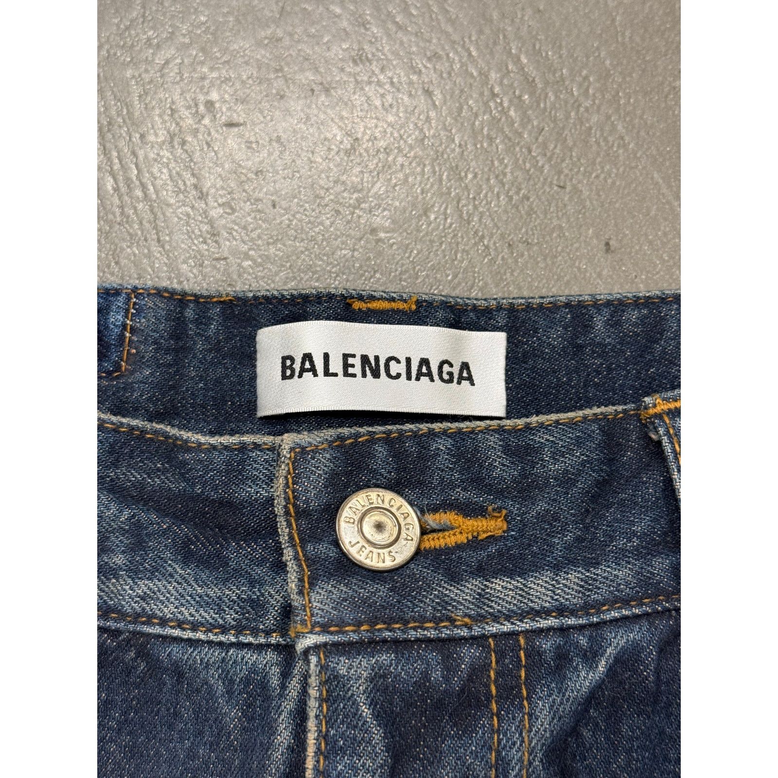 Balenciaga 2020 Balenciaga faded wide skirt Size 27" / US 4 / IT 40 - 8 Thumbnail
