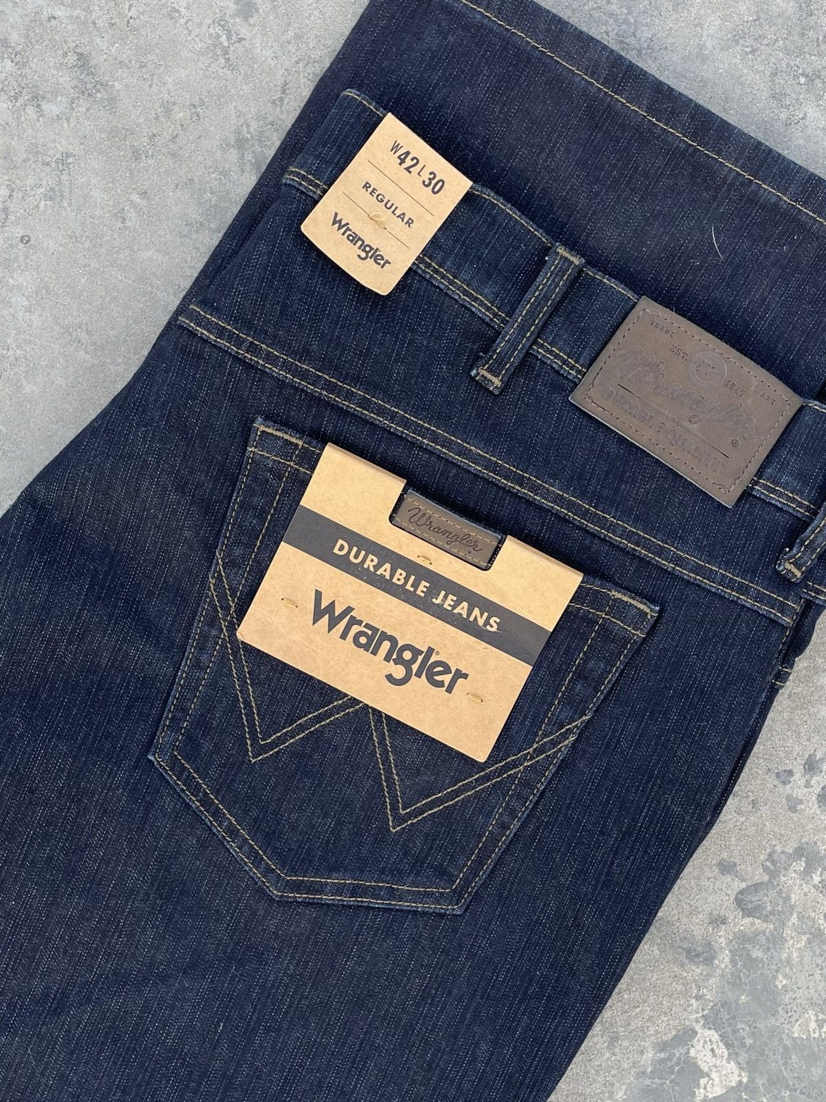 Vintage Wrangler Jeans Wash Durable Y2k Baggy Denim Jeans Size US 38 / EU 54 - 2 Thumbnail