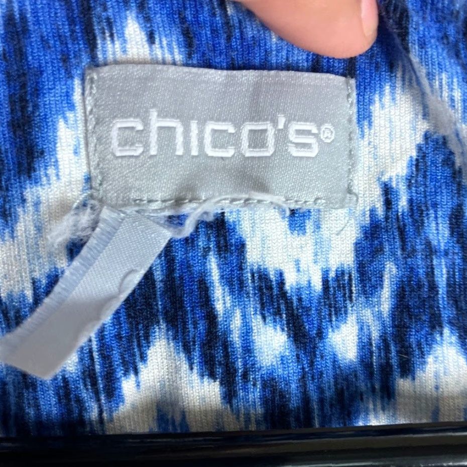 Vintage Chicos Blouse Womens Blue White Batik 3/4 Sleeve V-Neck Stretch XL Geometric Casual Workwear Size XL / US 12-14 / IT 48-50 - 6 Thumbnail