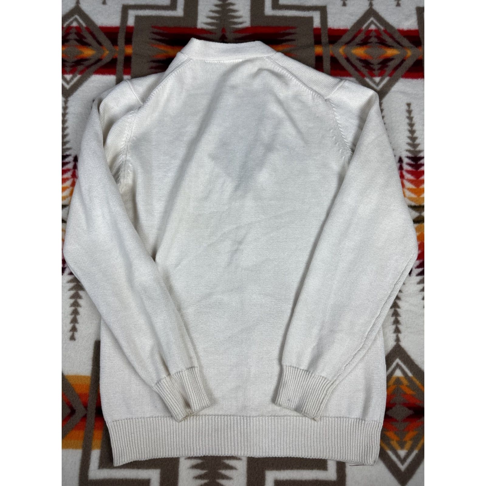 Vintage VINTAGE The Yale Bookstore Cardigan Sweater Sz Small Unisex Mens White University Sweatshirt Size US S / EU 44-46 / 1 - 6 Thumbnail