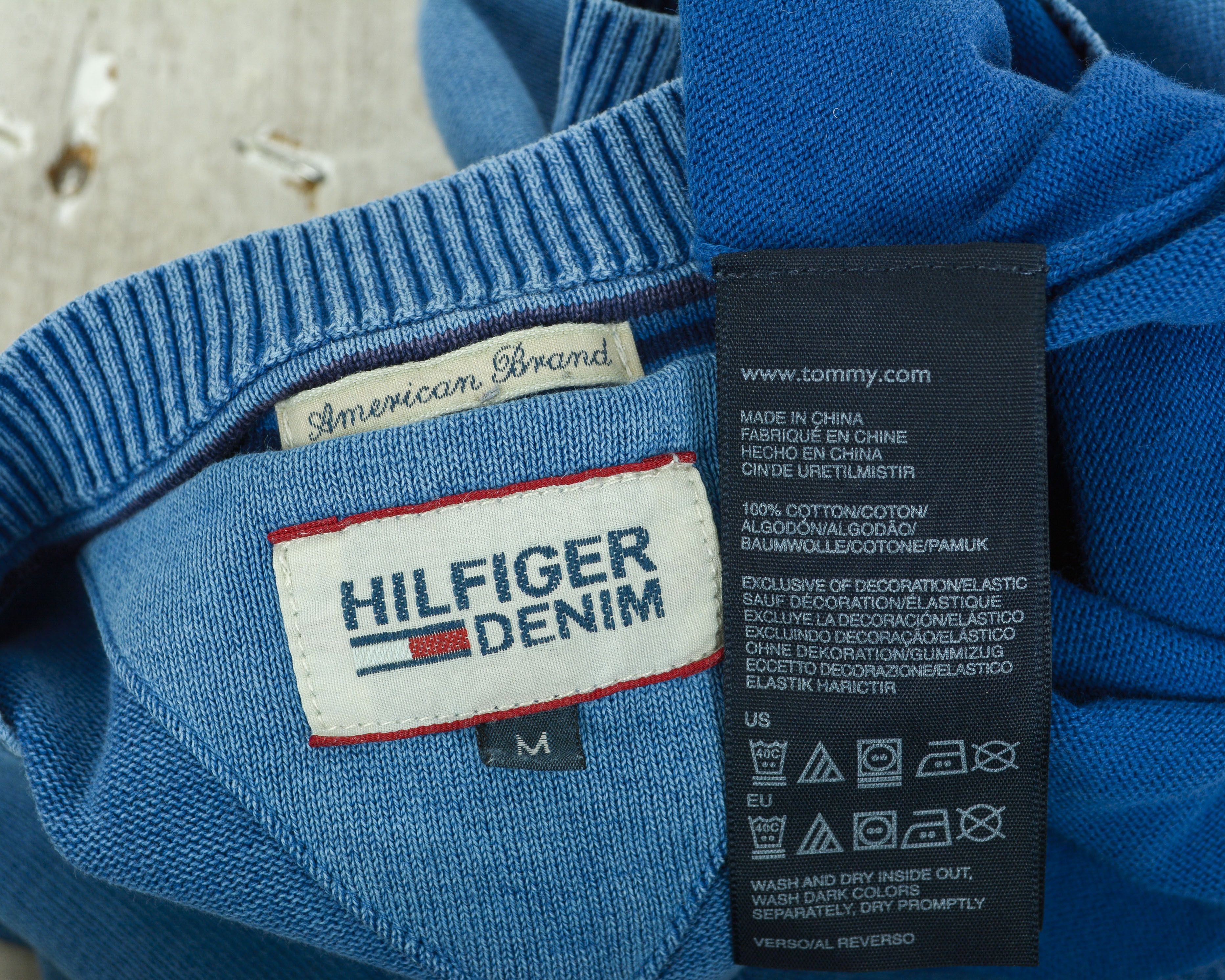 Tommy Hilfiger Cotton V-Neck Sweater M Jumper Pullover Sweatshirt Top Size US M / EU 48-50 / 2 - 5 Thumbnail