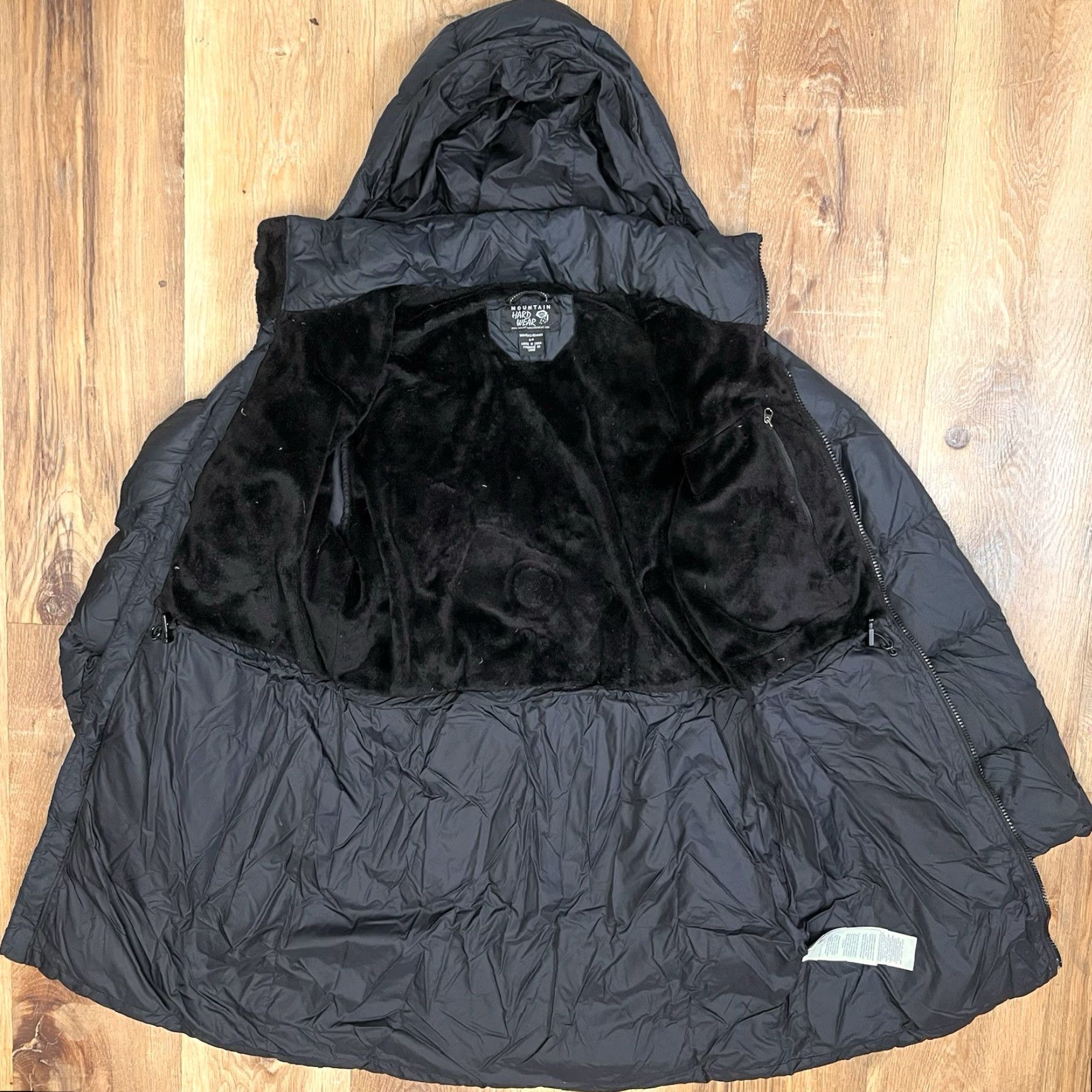 Mountain Hardwear VINTAGE Mountain Hardwear Women's Parka Jacket Hooded Down Puffer Coat Small - Black - Mid-Length - Zip - Nylon - Solid - Down - Regular - Women Size S / US 4 / IT 40 - 2 Thumbnail