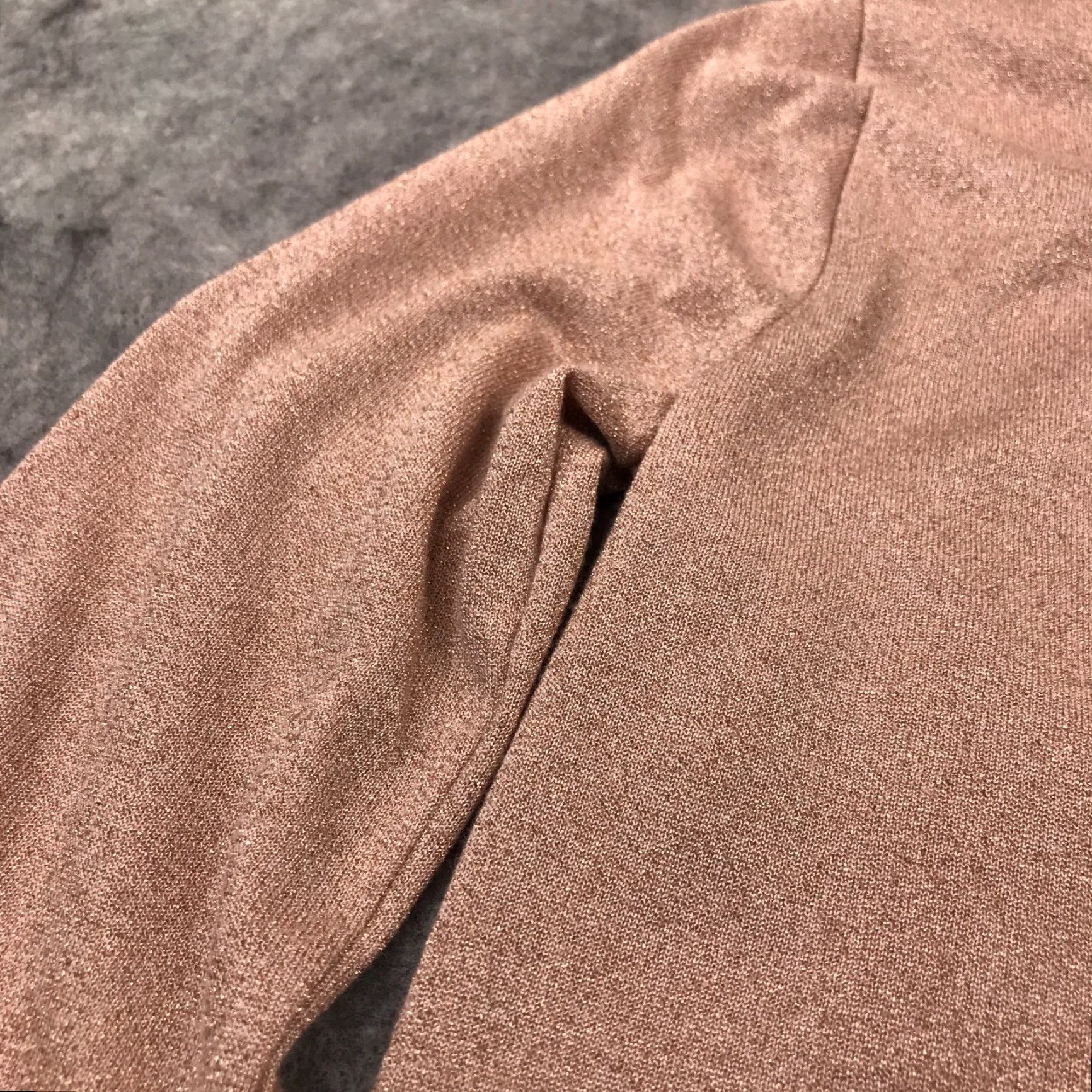 J.Crew J.CREW Shirt Womens Medium Metallic Copper Round Neck Long Sleeve Cuffs Knit Polyester Viscose Bodice Basic All Seasons Fall Spring Summer Winter Size M / US 6-8 / IT 42-44 - 6 Thumbnail
