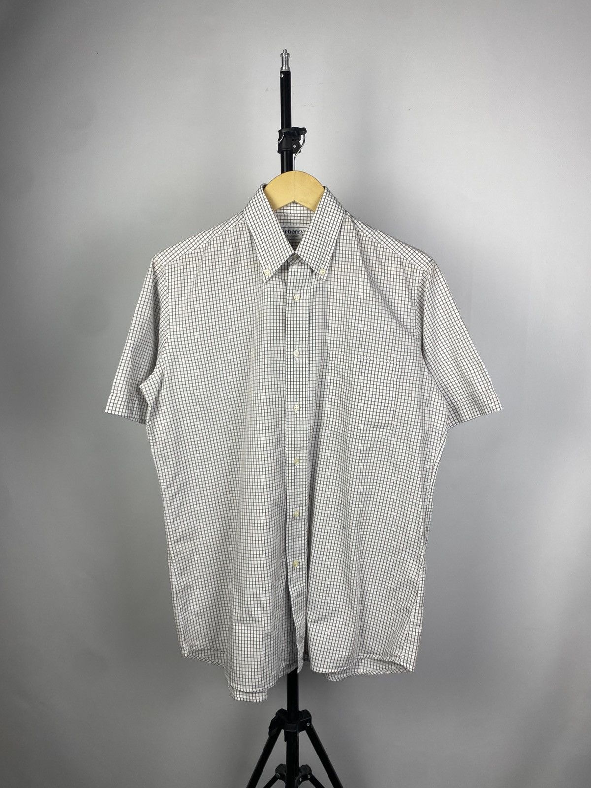Burberry × Designer × Vintage Vintage 80s Burberry’s London Rare short sleeve shirt casual Size US M / EU 48-50 / 2 - 1 Thumbnail