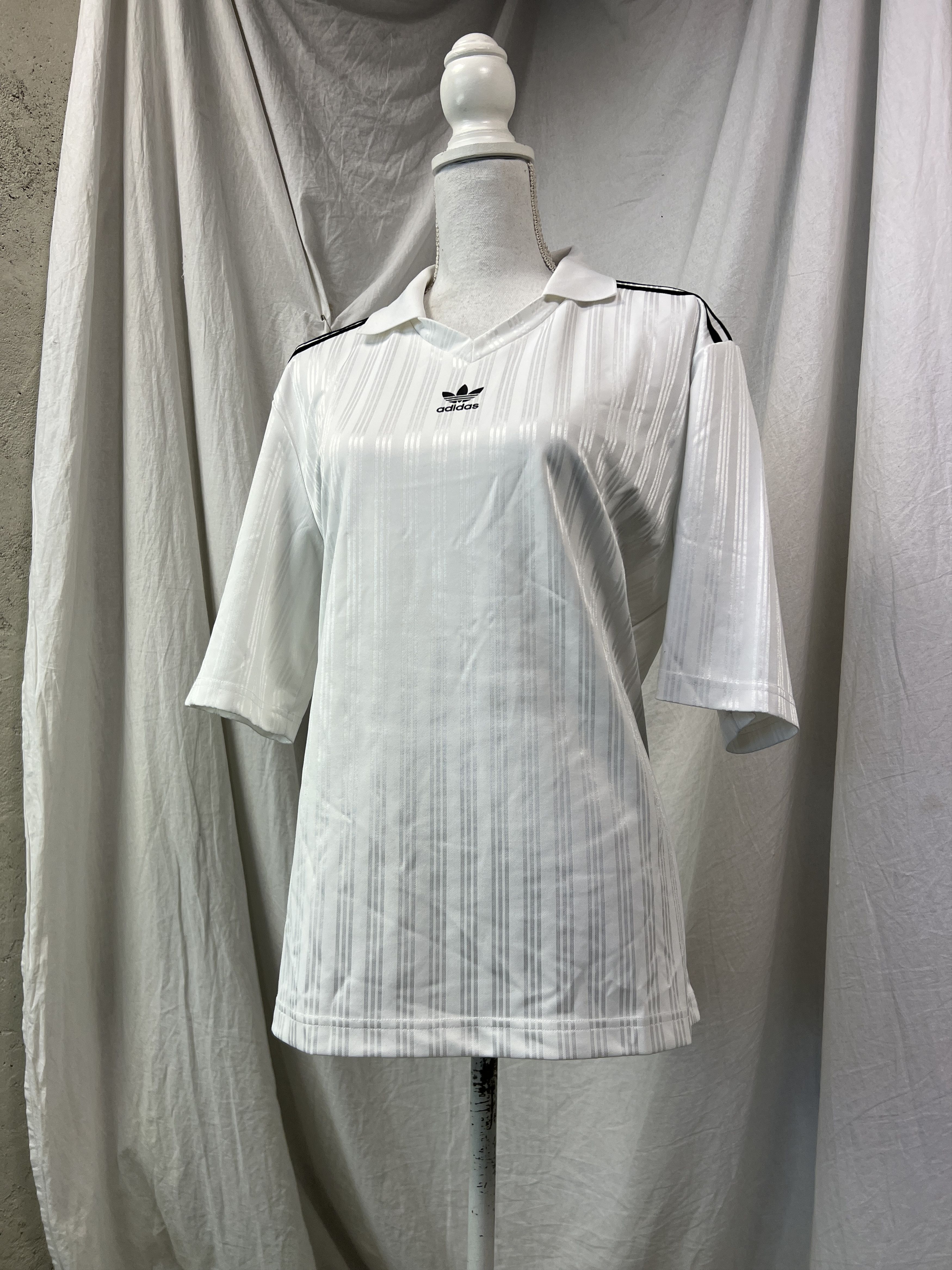 Adidas Vintage Sporty Streetwear Polo Adidas Jersey Y2K Size US L / EU 52-54 / 3 - 1 Thumbnail