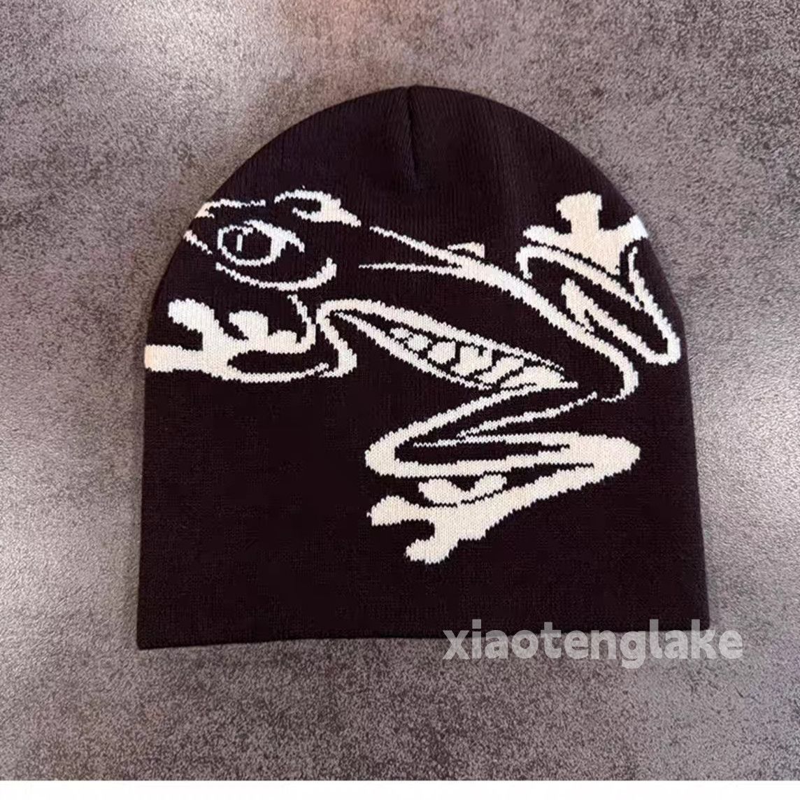 Vintage unisex skate hiphop y2k pattern graphic festival beanie cap Size ONE SIZE - 1 Preview