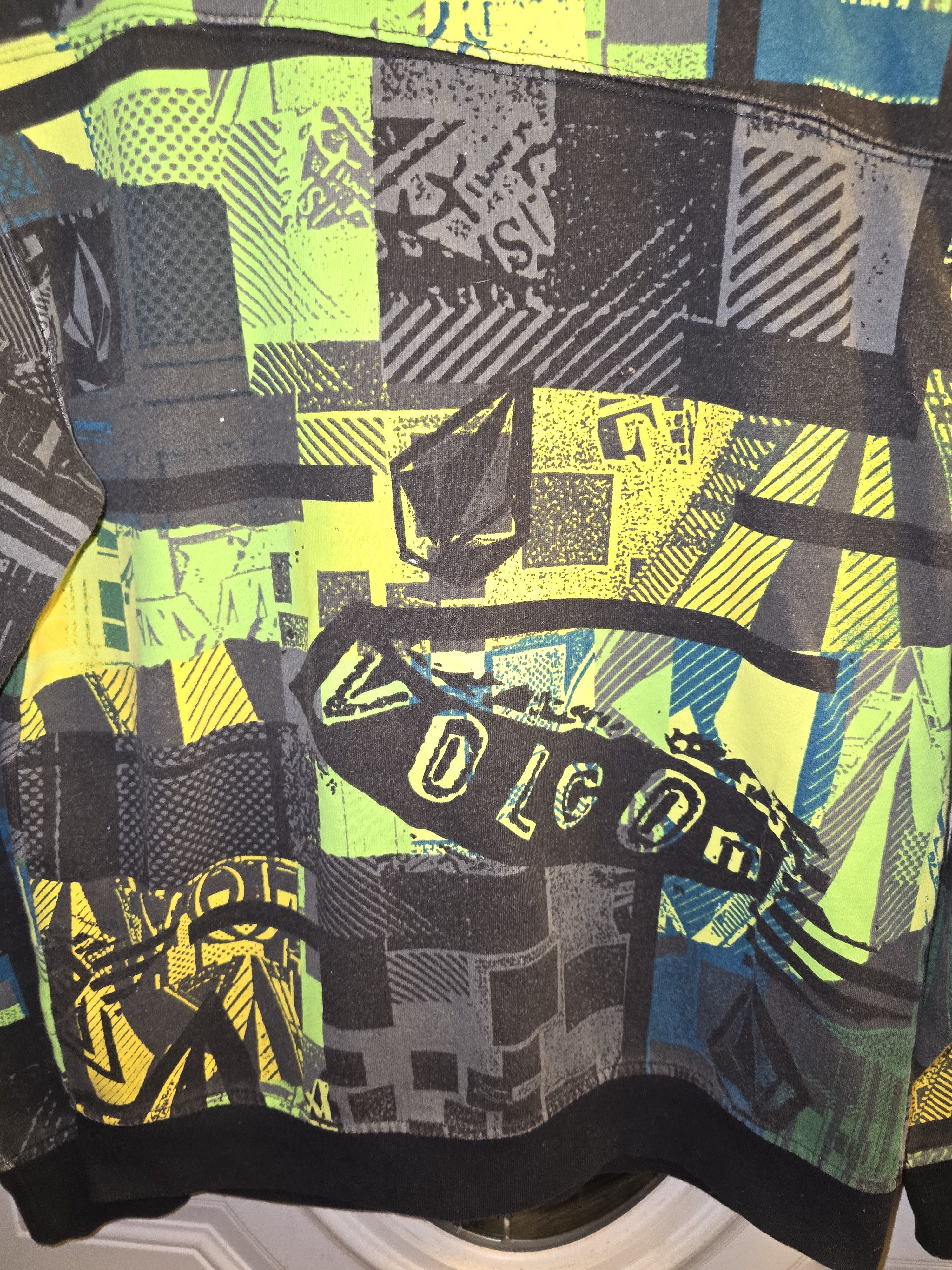 Other Volcom Ryan Sheckler Face Mask Rare Hoodie Free Shipping Size US L / EU 52-54 / 3 - 4 Thumbnail
