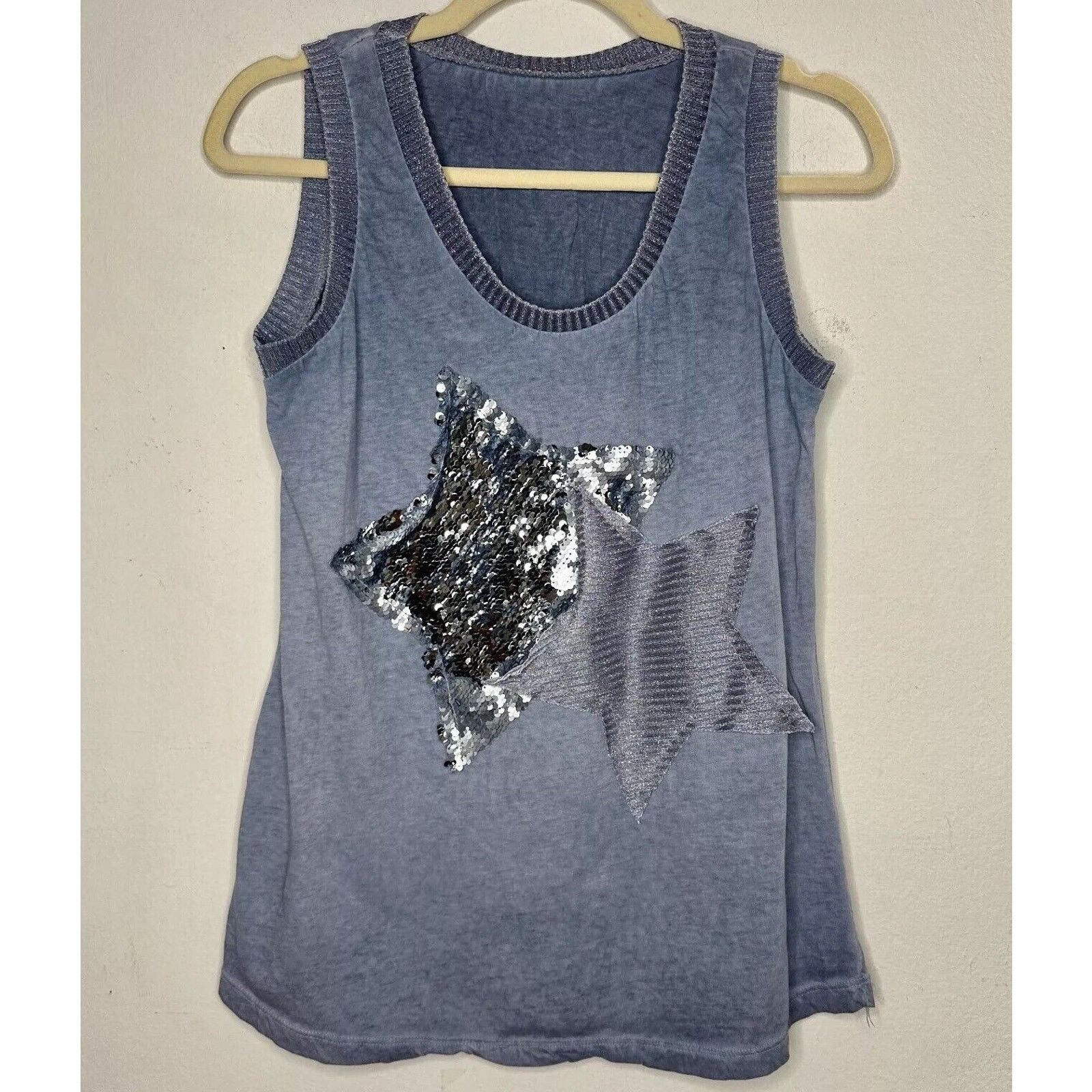 Other Gray Blue Knit Sleeveless Scoop Neck Tank Sequined Stars Med Size M / US 6-8 / IT 42-44 - 1 Thumbnail