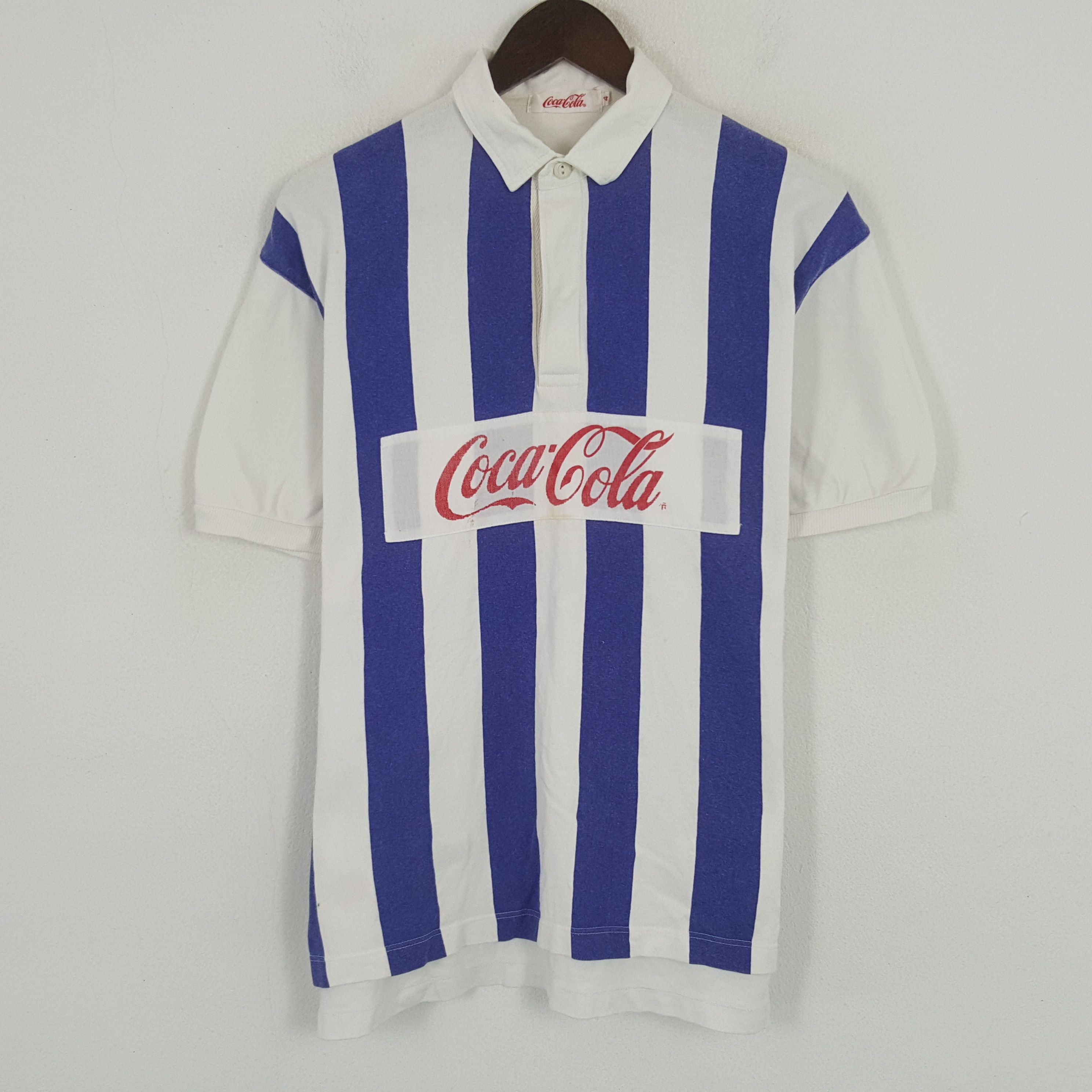 Coca Cola × Vintage Vintage Coca Cola Streetwear Fashion Polos Shirt Size US L / EU 52-54 / 3 - 1 Thumbnail