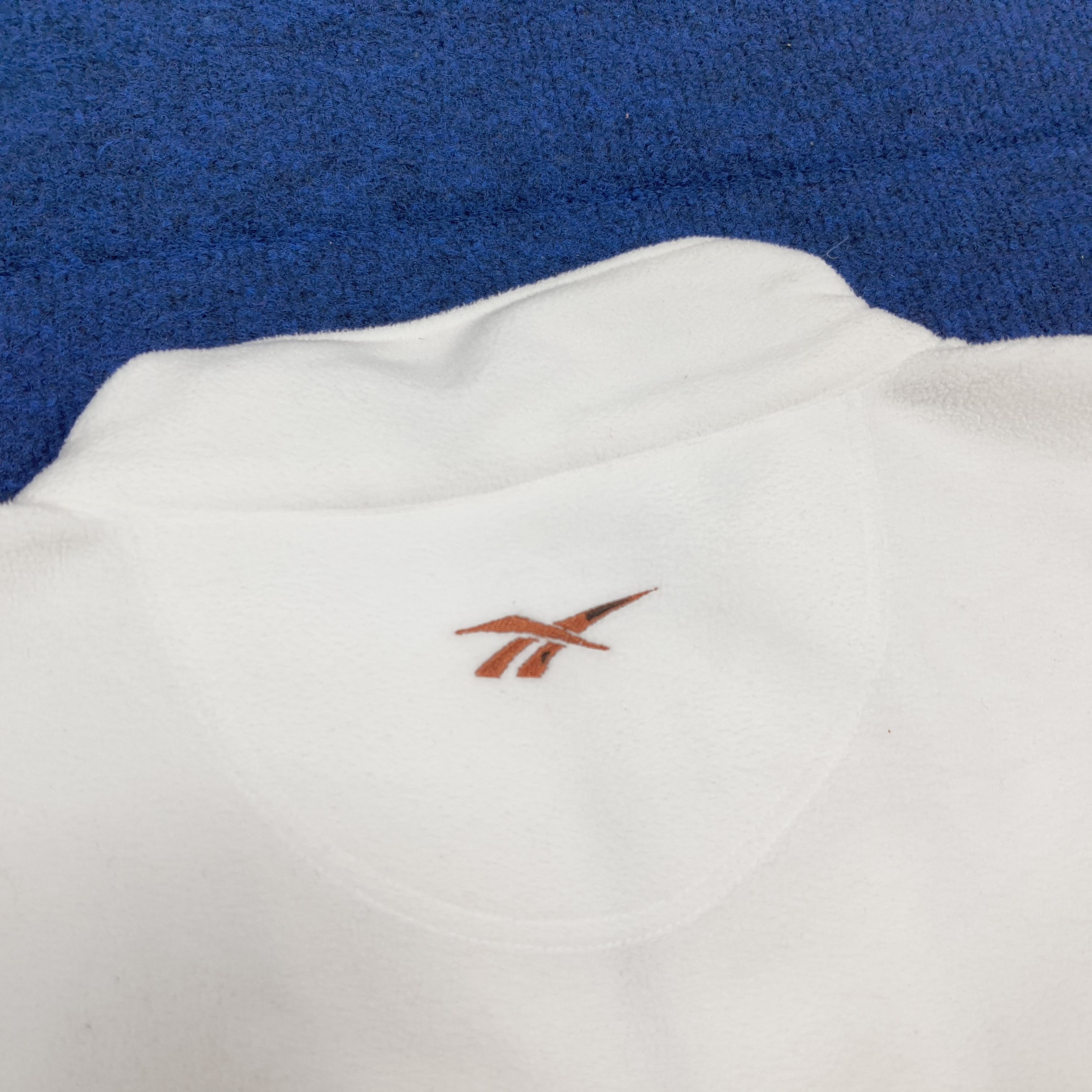 Reebok Vintage Reebok Sportswear Half Zipper Sweatshirt C303N17 Size US L / EU 52-54 / 3 - 5 Thumbnail