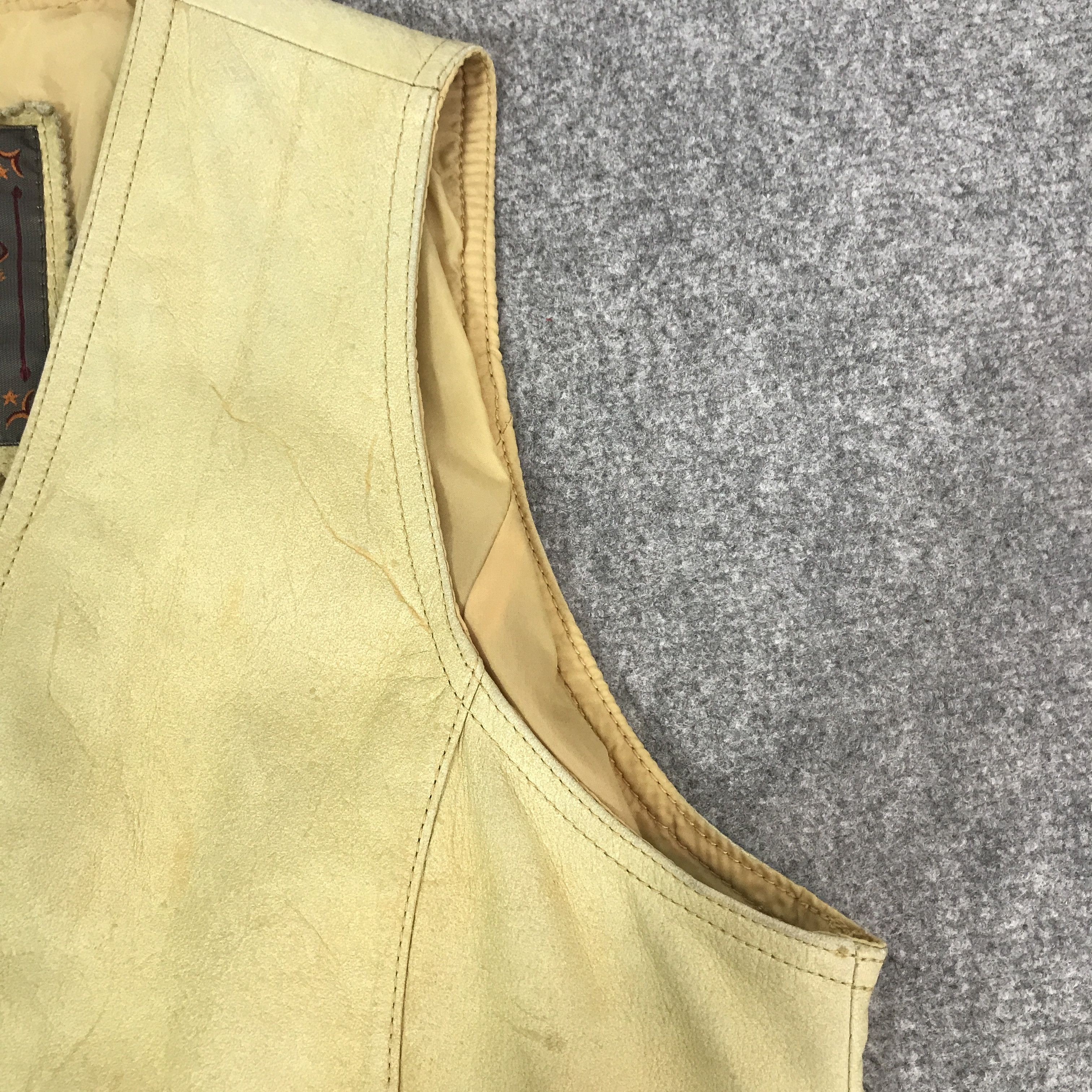 Wilsons Leather wilsons leather adventure bound vest K62B21 Size US M / EU 48-50 / 2 - 6 Thumbnail