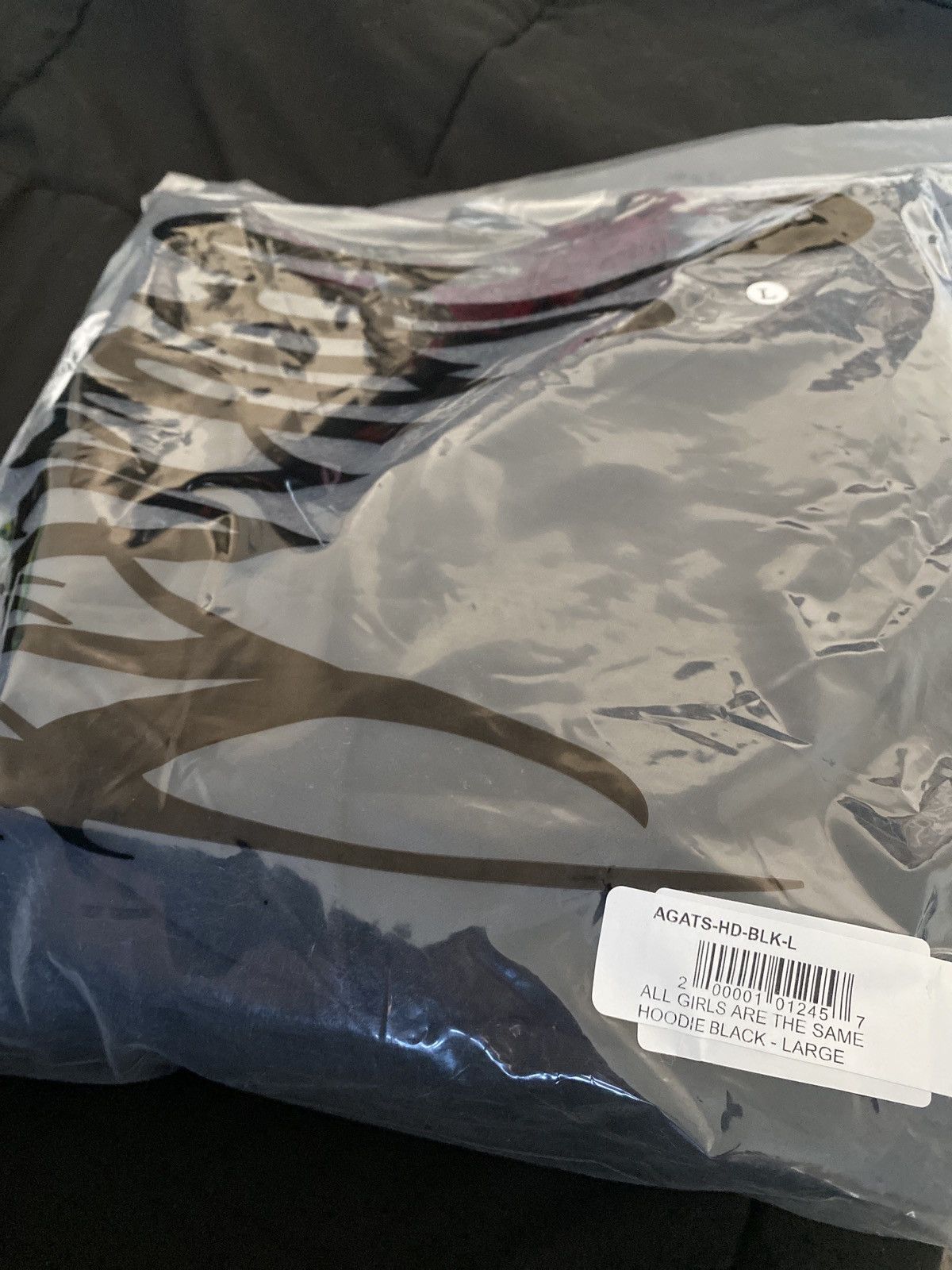 Revenge Revenge x Juice Wrld Size US L / EU 52-54 / 3 - 7 Thumbnail