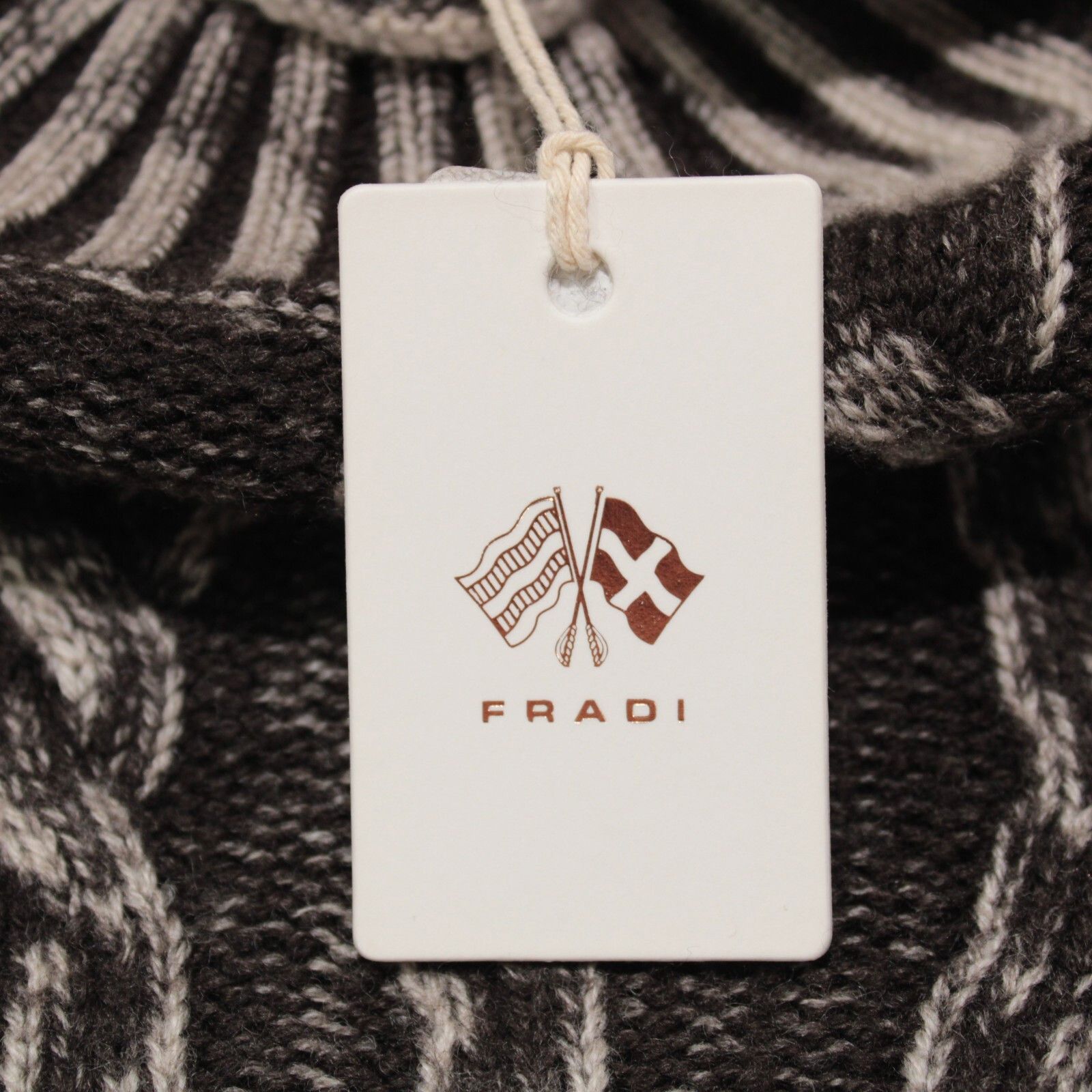 Other Fradi Sweater Size US M in Brown Size US M / EU 48-50 / 2 - 6 Thumbnail