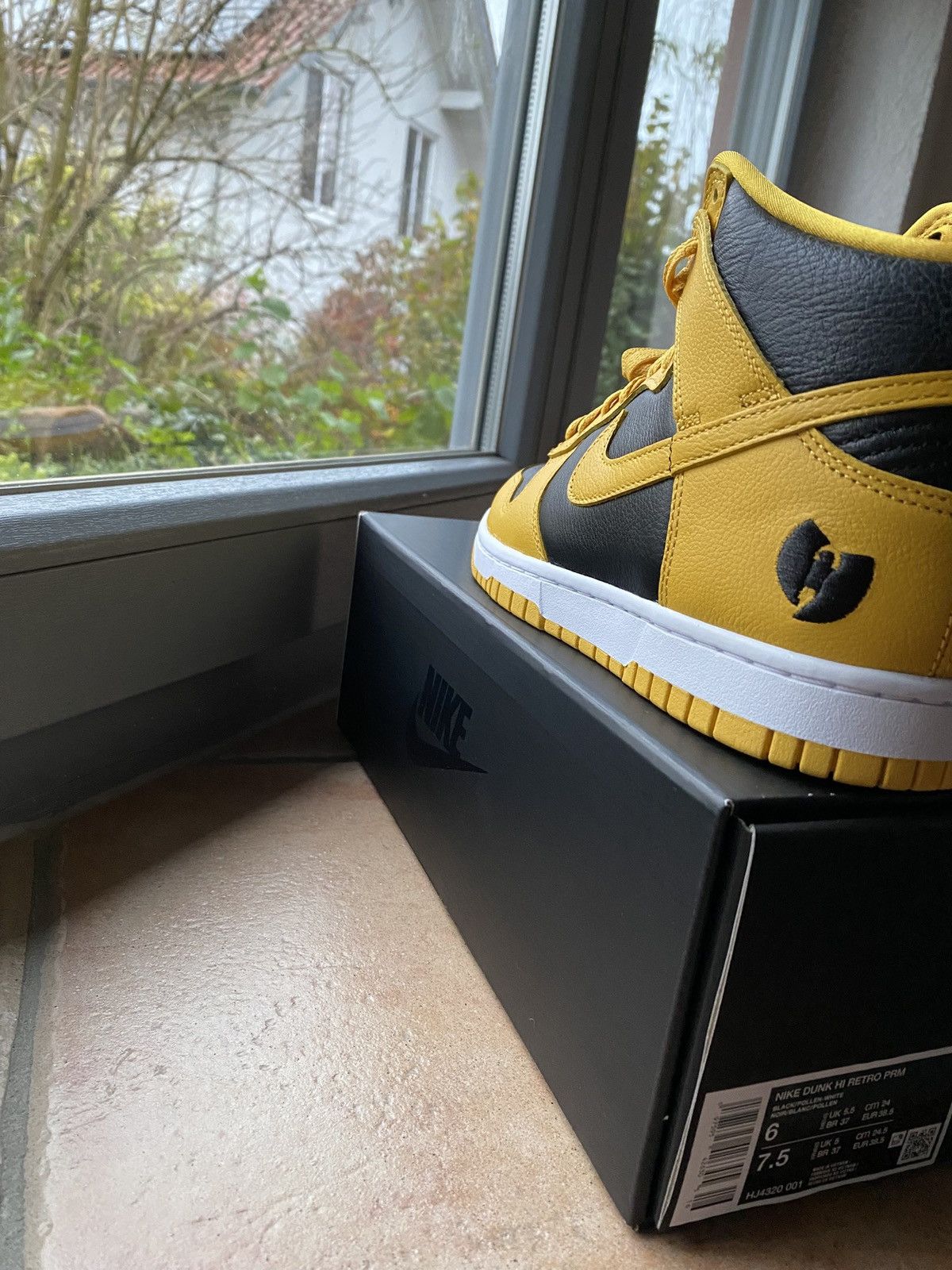 Nike Nike Dunk Hi “Wu Tang” Size US 7.5 / IT 37.5 - 2 Thumbnail