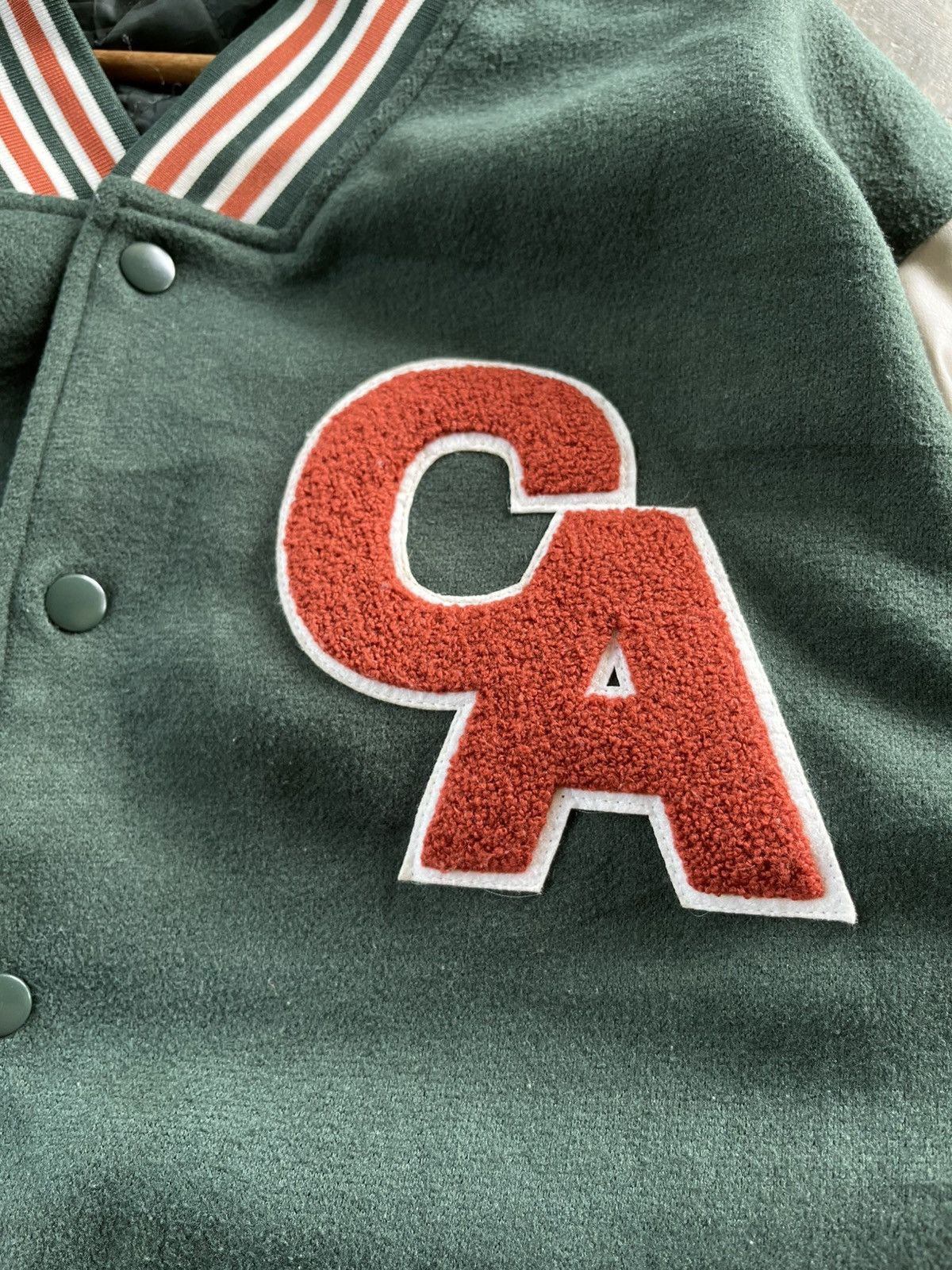 Japanese Brand CA VELVET LOGO VARSITY JACKET Size US L / EU 52-54 / 3 - 3 Thumbnail