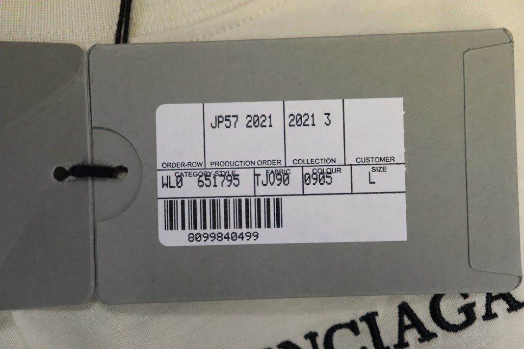Balenciaga o1rshd1 T-Shirt in Ivory White Size US L / EU 52-54 / 3 - 15 Thumbnail