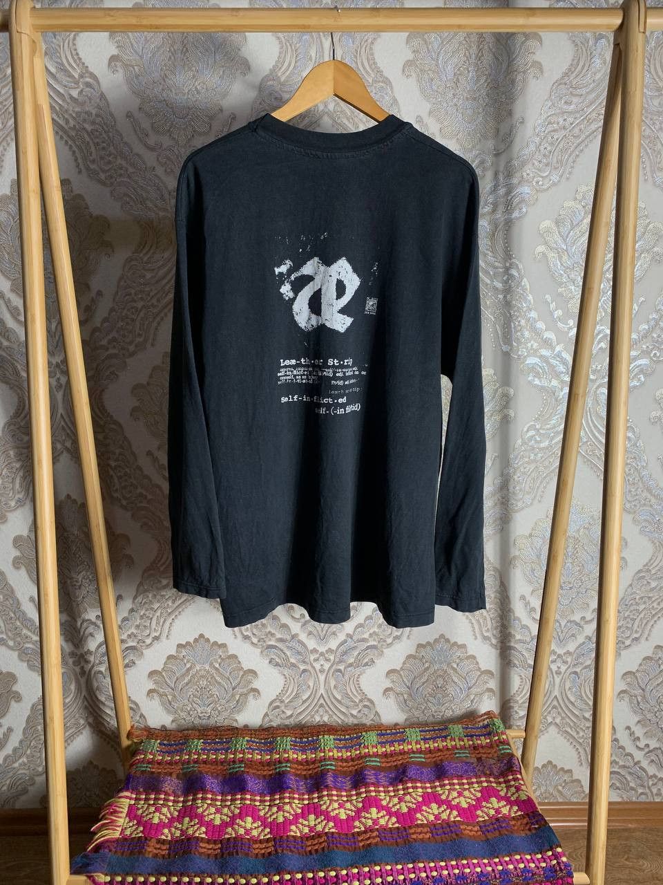 Band Tees Vintage Hanes Enfants Riches Deprimes Long Sleeve Metal Size US XL / EU 56 / 4 - 1 Thumbnail