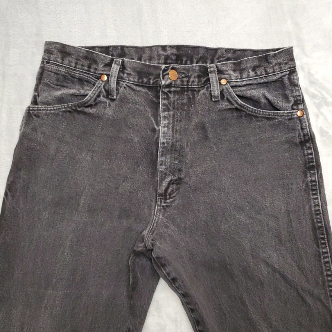 Wrangler Wrangler Jeans Mens 34x34 Black Heavyweight Denim 1013MWZWK Western Cowboy Rodeo Jeans Mens 34 Black Denim Western USA 13MWZ Wrangler 34x34 Size US 34 / EU 50 - 3 Thumbnail