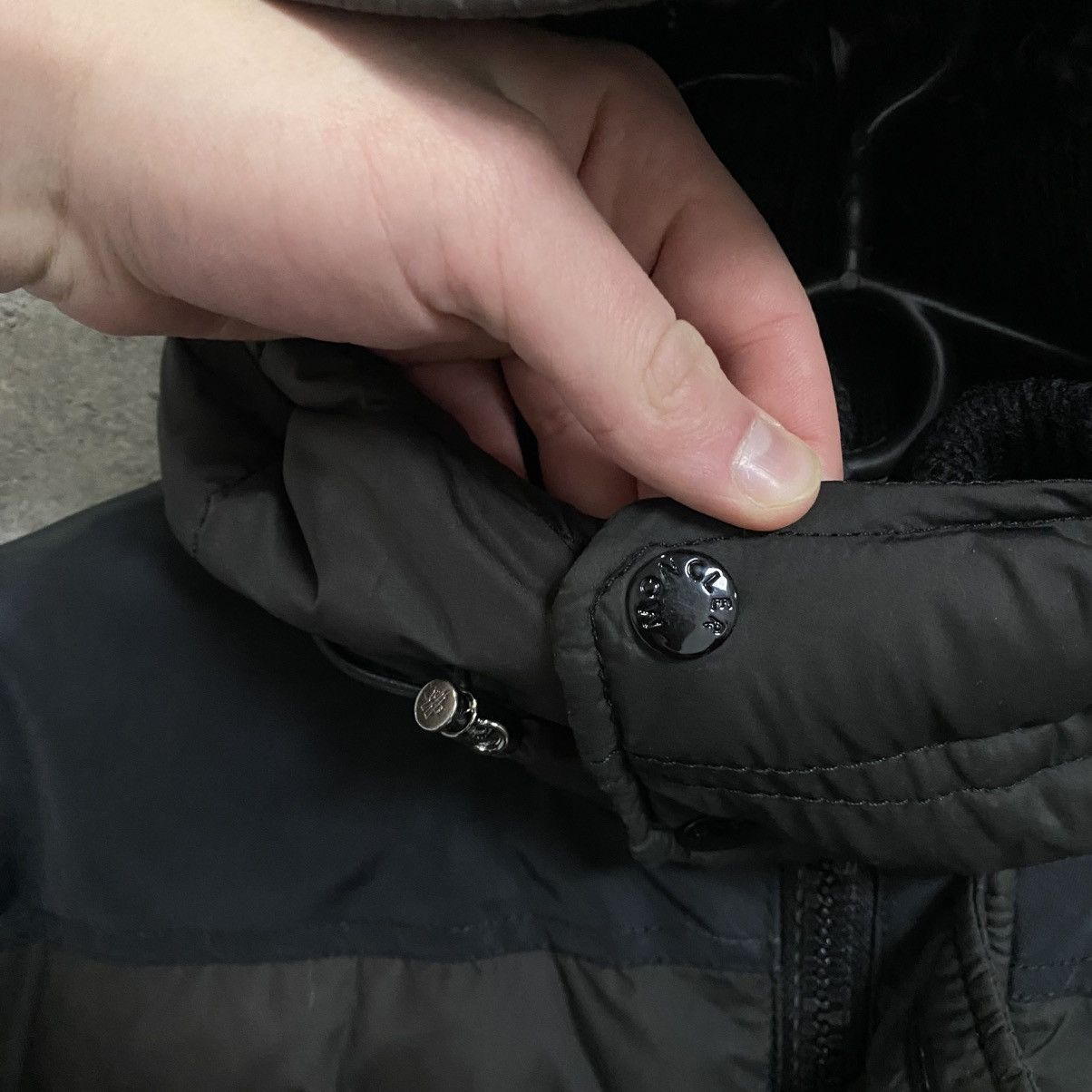 Moncler Vintage Moncler Puffer Jacket S Size Size US S / EU 44-46 / 1 - 7 Thumbnail