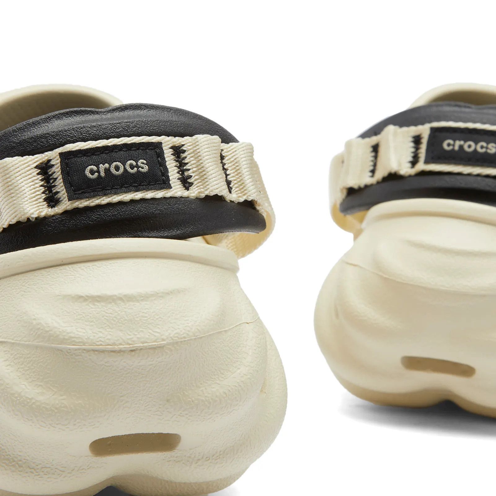 Crocs Crocs Crocs Echo Clog Bone Black 207937-2YJ US 12 EU 46-47 Size US 12 / EU 45 - 4 Thumbnail