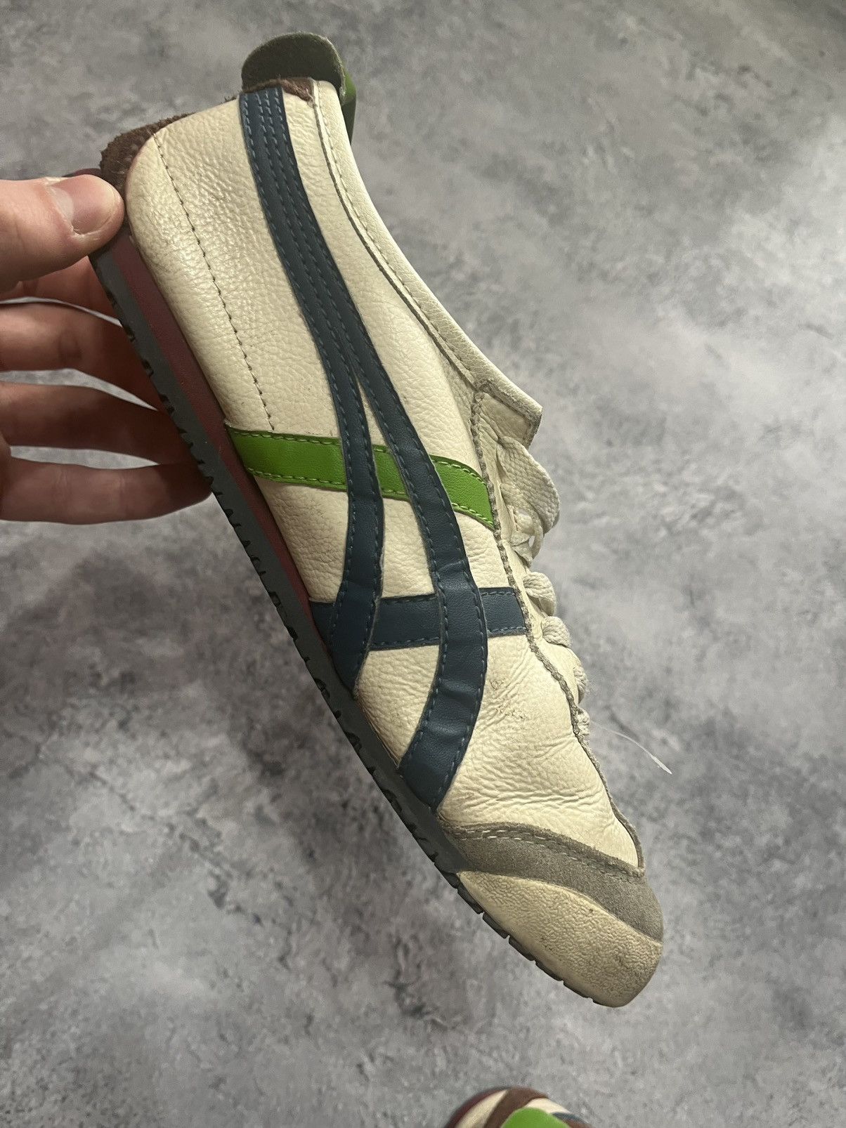 Onitsuka Tiger ONITSUKA TIGER ASICS RARE KILL BILL SNEAKERS Size US 8 / EU 41 - 9 Thumbnail