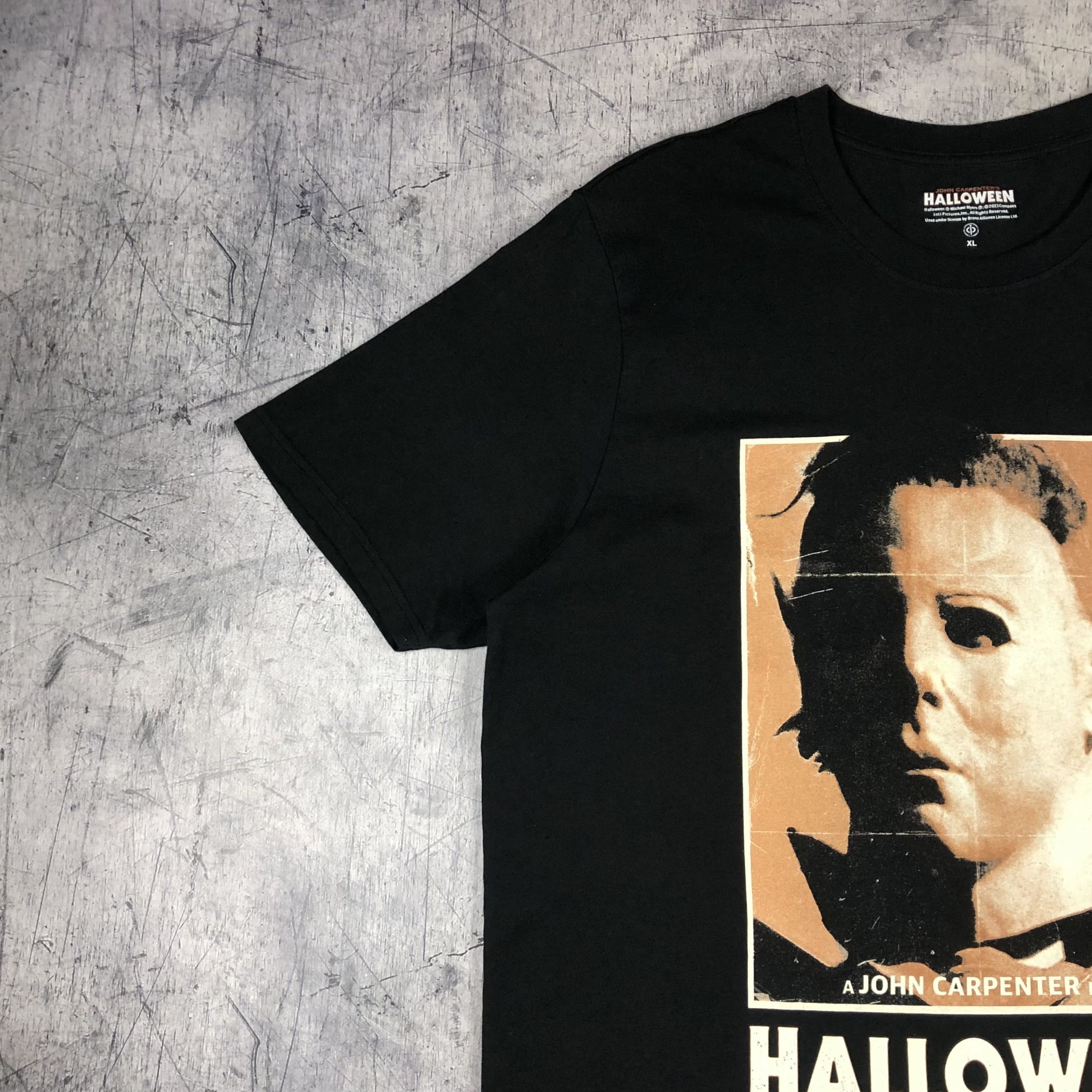 Expert Horror Halloween Scary Horror Movie T-Shirt Size US XL / EU 56 / 4 - 7 Thumbnail