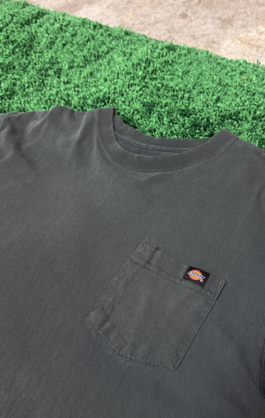 Dickies Distressed Worn Vintage Dickies Forest Green Pocket Tee XL Size US XL / EU 56 / 4 - 3 Thumbnail