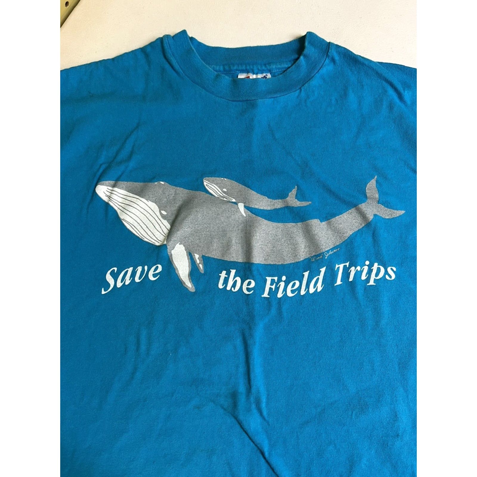 Hanes VINTAGE Hanes T-Shirt XL Blue Stitch Crew Neck Short Sleeve Men Graphi c Save the Field Trips Whales Size US XL / EU 56 / 4 - 5 Thumbnail