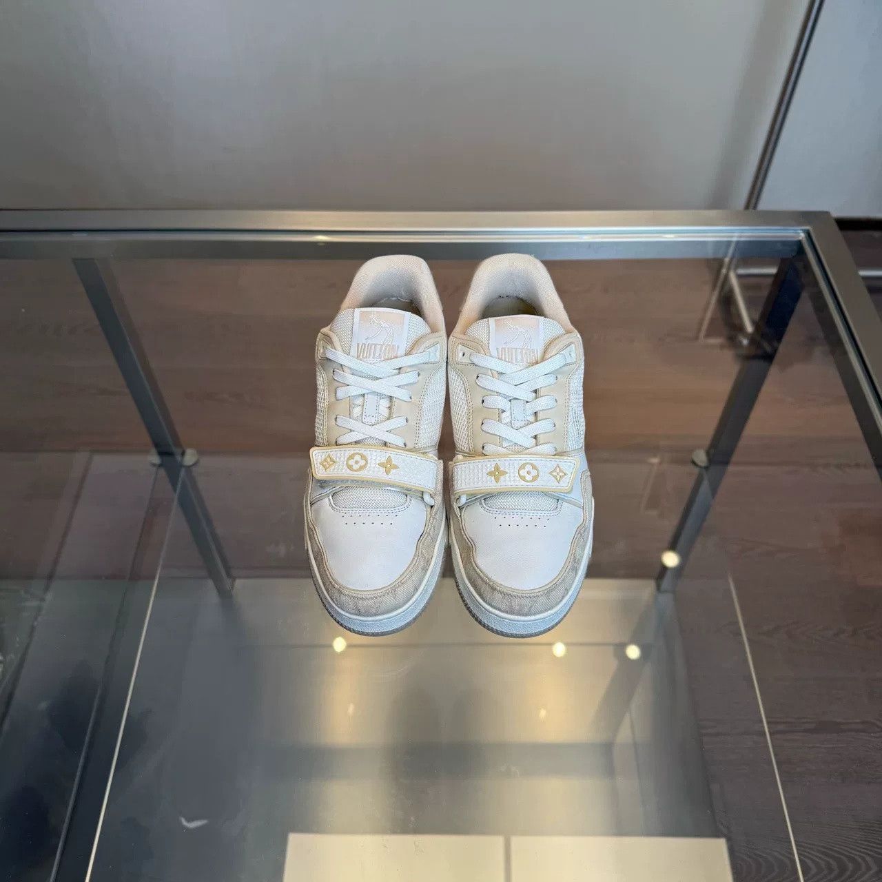 Louis Vuitton Louis Vuitton Trainer Sneakers Size US 8.5 / EU 41-42 - 6 Thumbnail