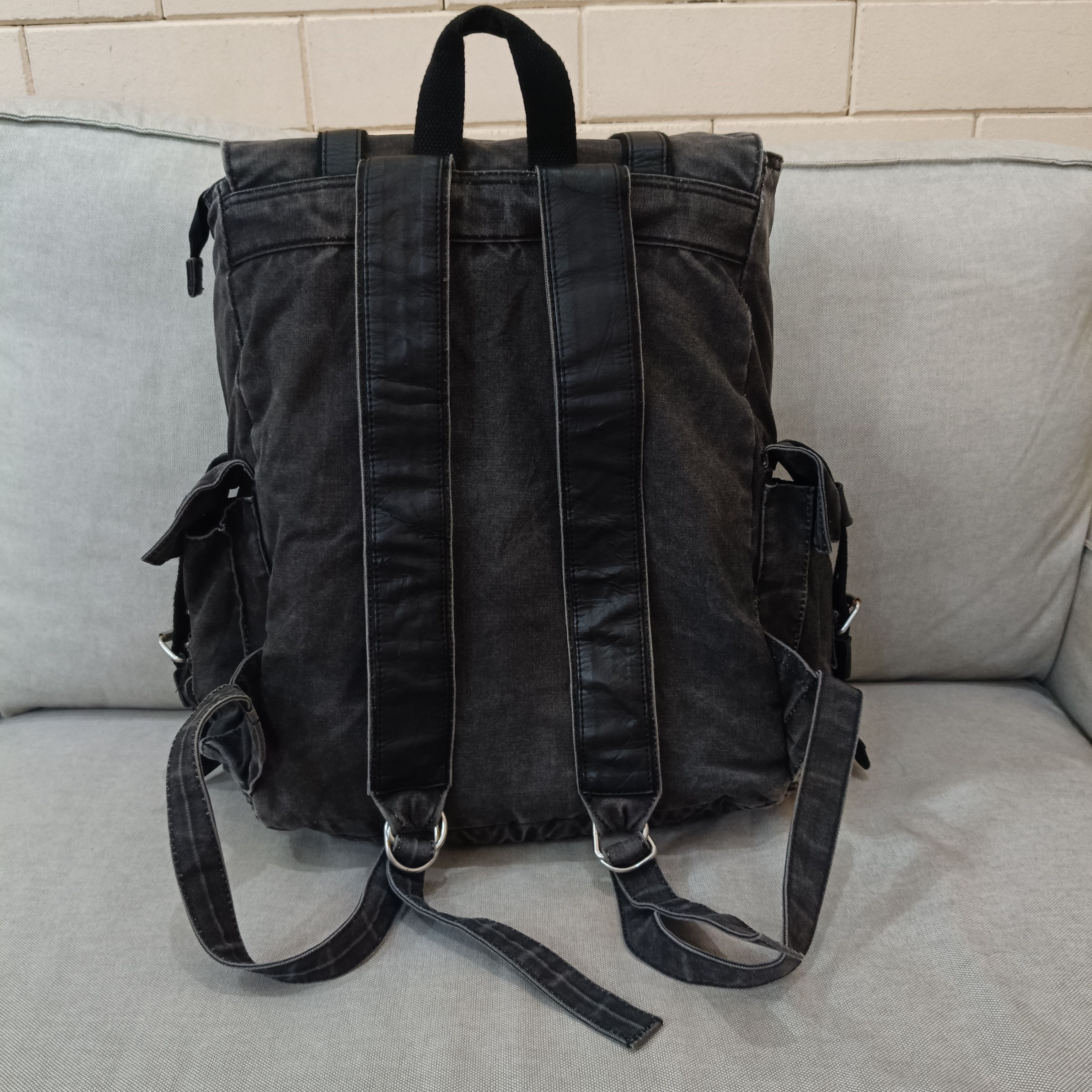 Disturbia Disturbia Bagpack Size ONE SIZE - 5 Thumbnail
