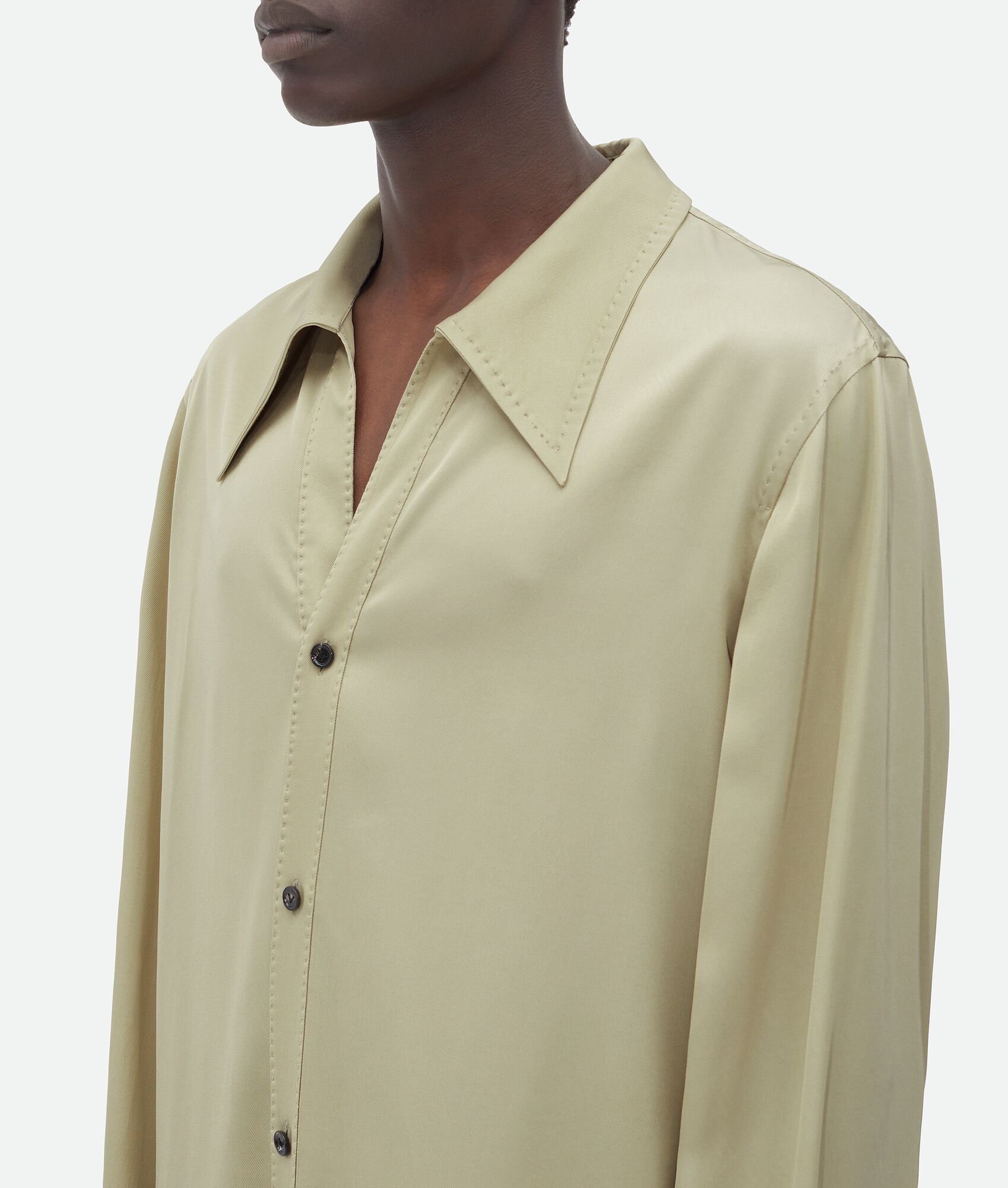 Bottega Veneta o1n1vont0625 Viscose Twill Shirt in Stone Size US M / EU 48-50 / 2 - 5 Thumbnail