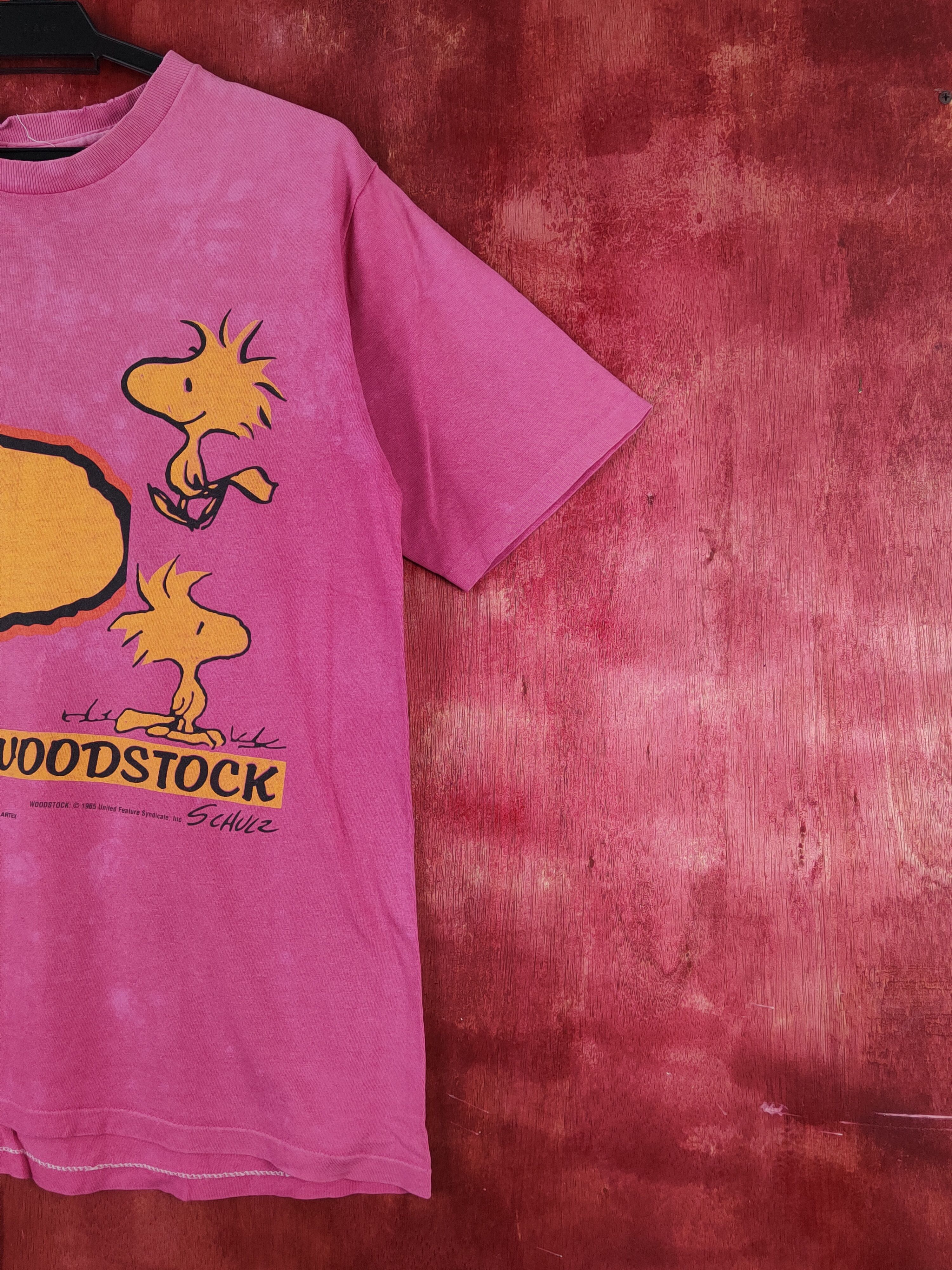Band Tees 1965 Woodstock pink faded vintage tee #S2301 Size US M / EU 48-50 / 2 - 7 Thumbnail