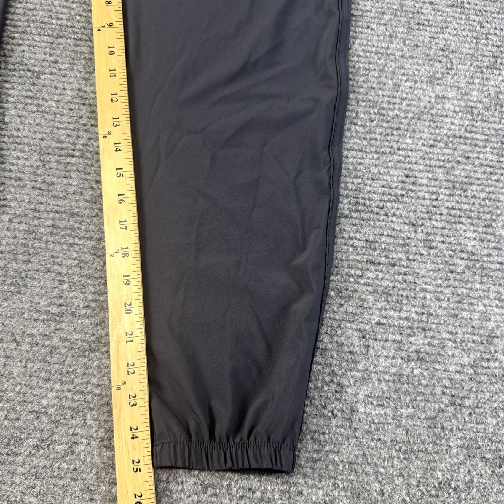 Vuori Vuori Jogger Pants Womens M Gray Elastic Waist Zip Pocket VW422 Size 32" / US 10 / IT 46 - 3 Thumbnail