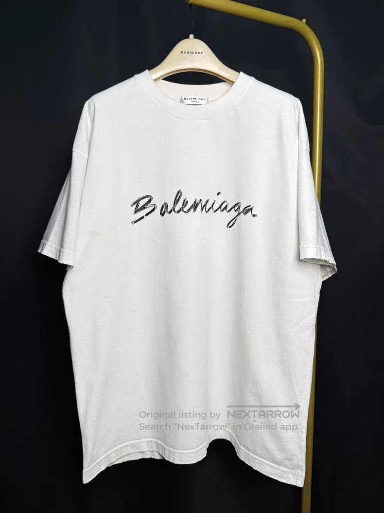 Balenciaga Balenciaga Cursive Logo White Short Sleeve Size US L / EU 52-54 / 3 - 1 Thumbnail