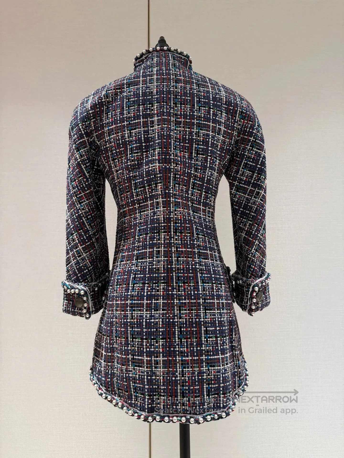 Chanel Chanel Long Tweed Pearl Coat. Size US XS / EU 42 / 0 - 2 Thumbnail