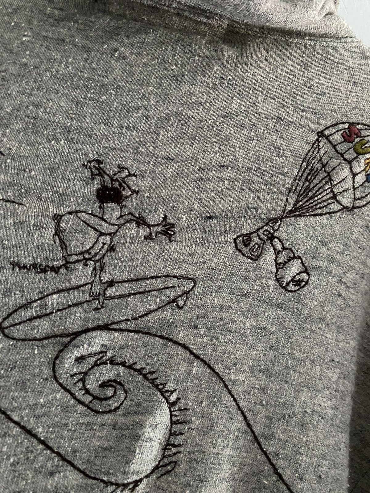 If Six Was Nine × Japanese Brand × Le Grande Bleu (L.G.B.) 2000s remi relief embroidery hoodie Size US L / EU 52-54 / 3 - 7 Thumbnail