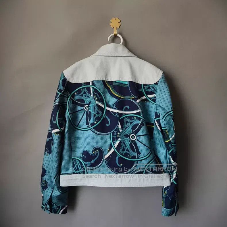 Hermes Hermes Blue and White Color Block, Wheel Print, Jacket Coa Size XXS / US 00 / IT 34 - 2 Thumbnail