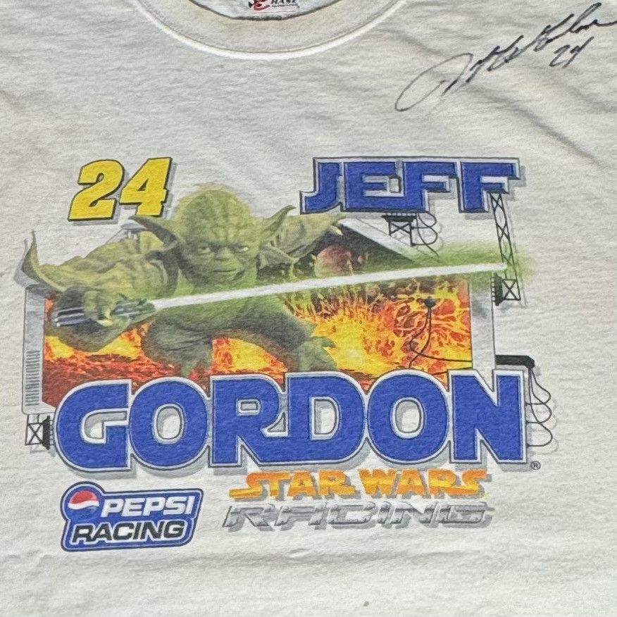 Chase Authentics 2005 Nascar x Star Wars Jeff Gordon Autographed T-Shirt Size US L / EU 52-54 / 3 - 4 Thumbnail