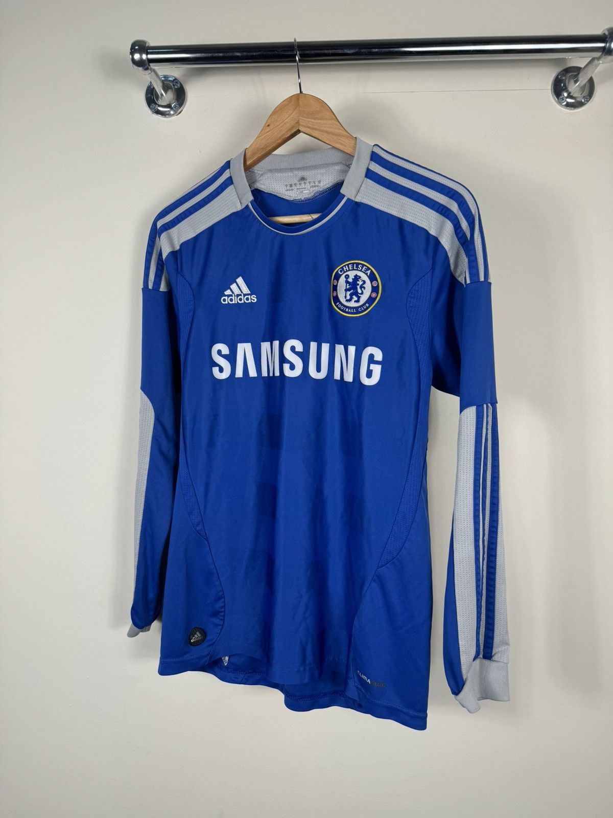 Vintage Chelsea 2011-2012 Home Football Long Sleeve Jersey Adidas Size US S / EU 44-46 / 1 - 1 Thumbnail