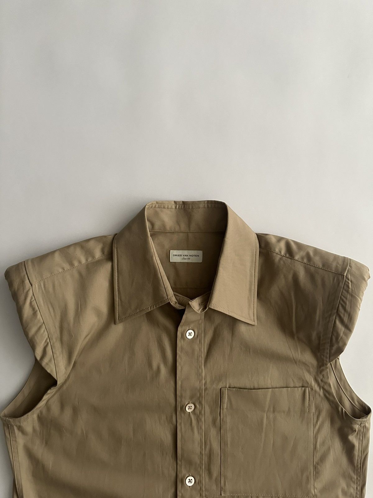 Dries Van Noten Dries Van Noten Padded Shoulders Sleeveless Shirt Size US S / EU 44-46 / 1 - 5 Thumbnail