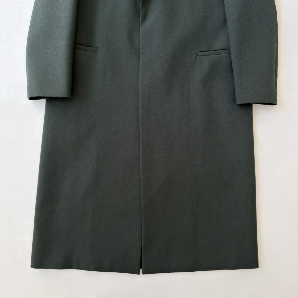 Lardini ‘Monotone’ Dark Green Wool Overcoat Size US M / EU 48-50 / 2 - 9 Thumbnail